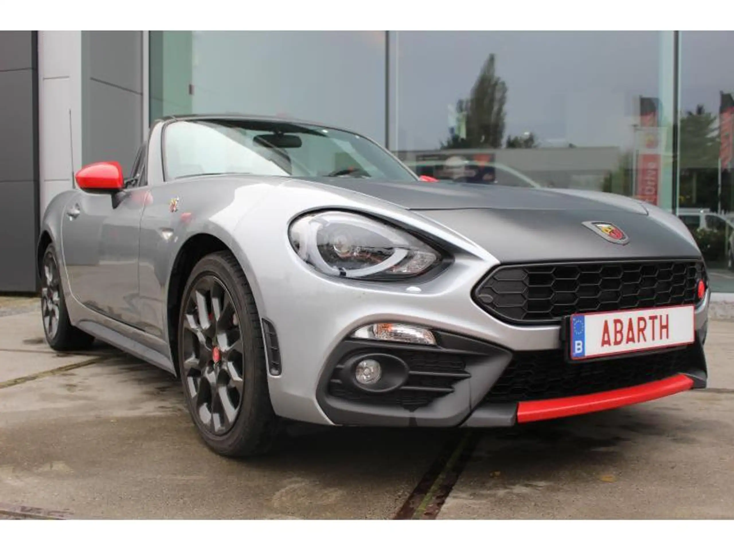 Abarth - 124 Spider