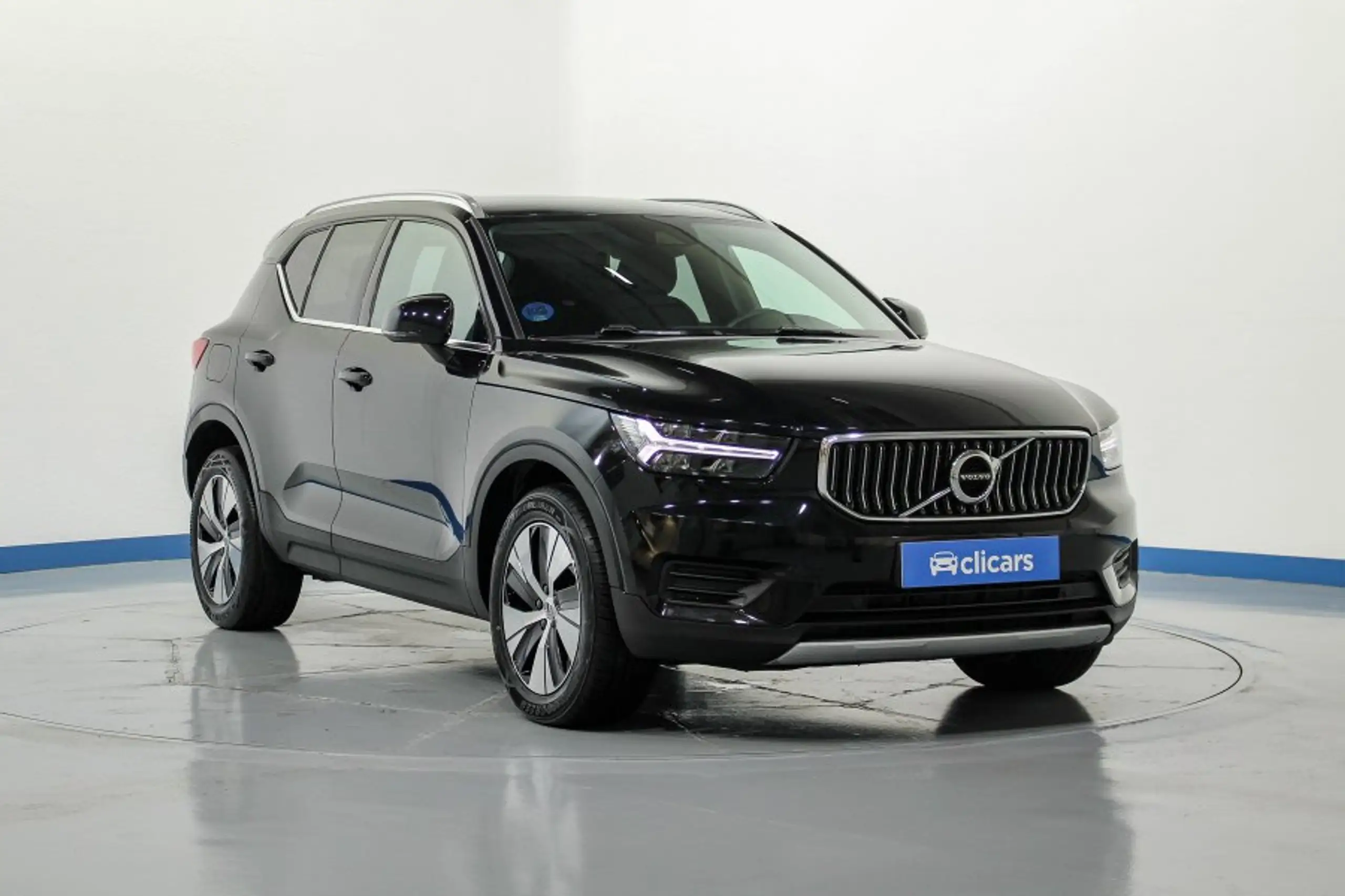 Volvo - XC40