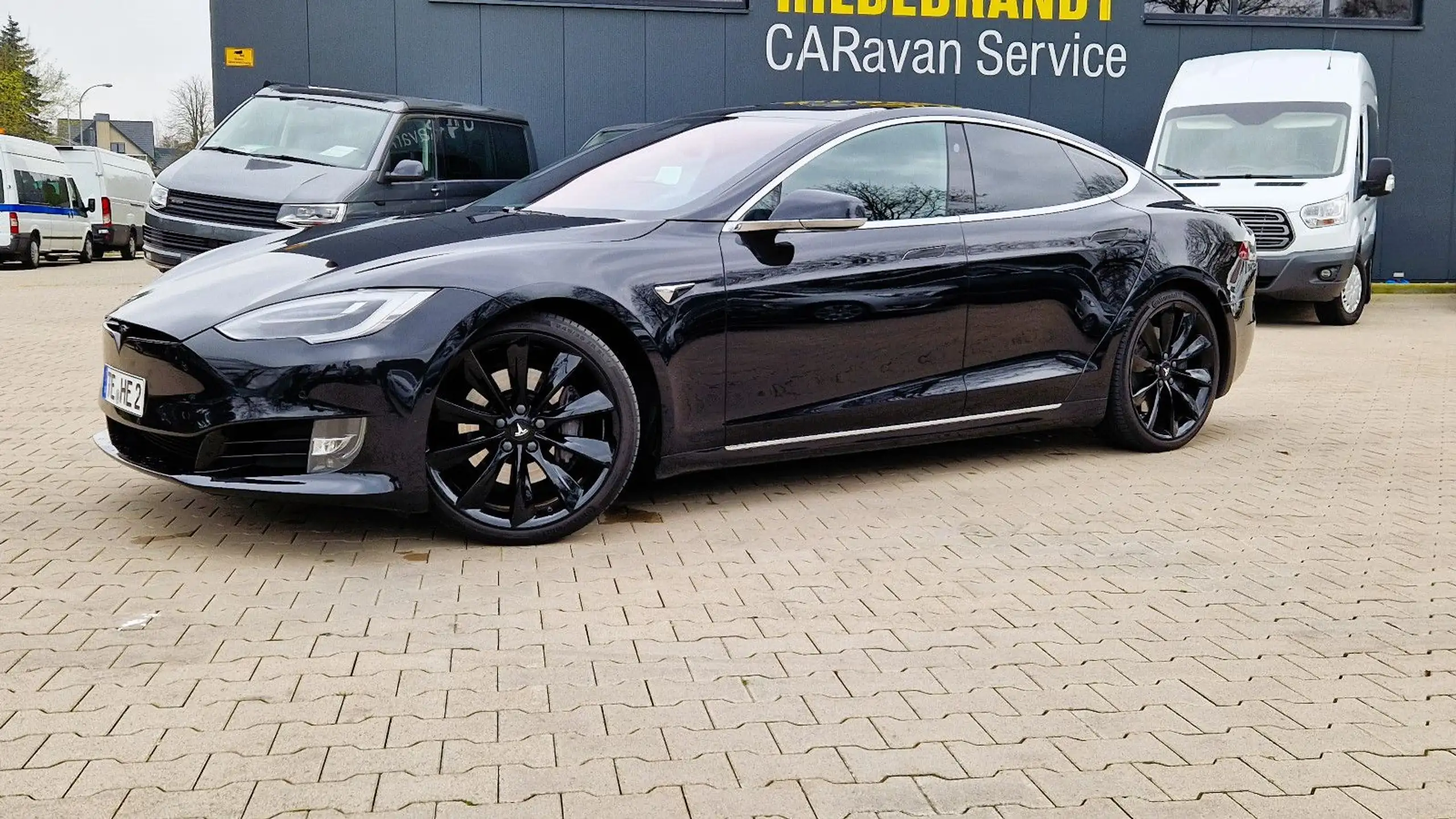 Tesla - Model S