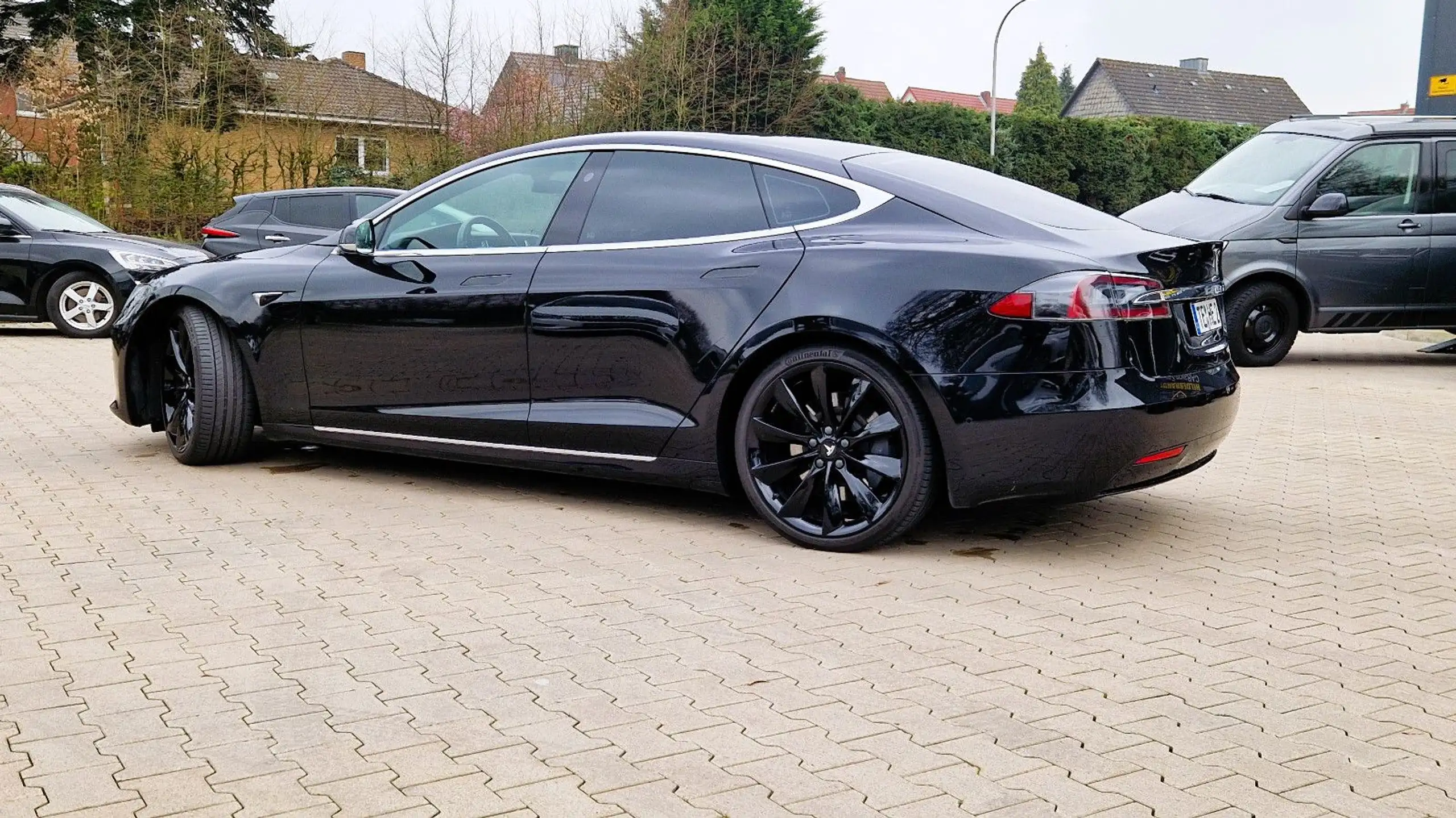 Tesla - Model S