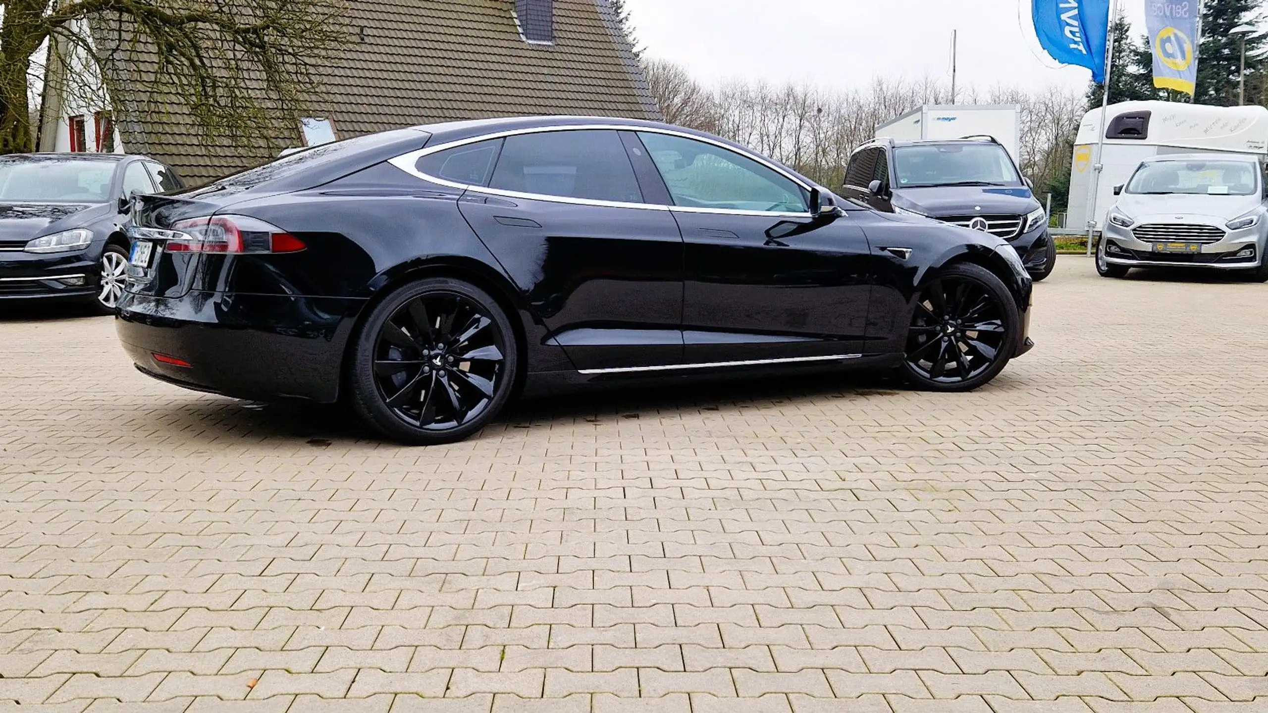 Tesla - Model S