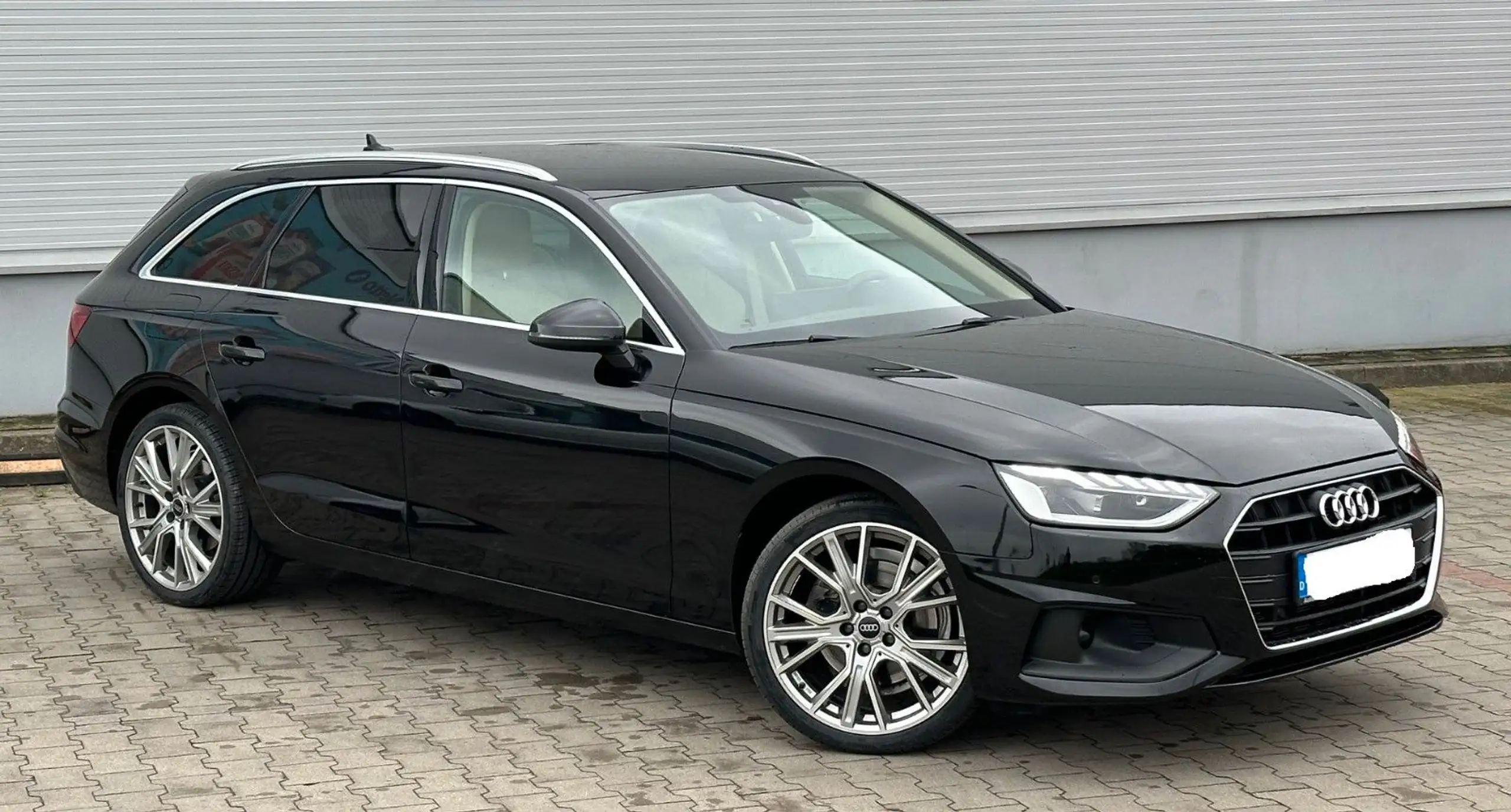 Audi - A4