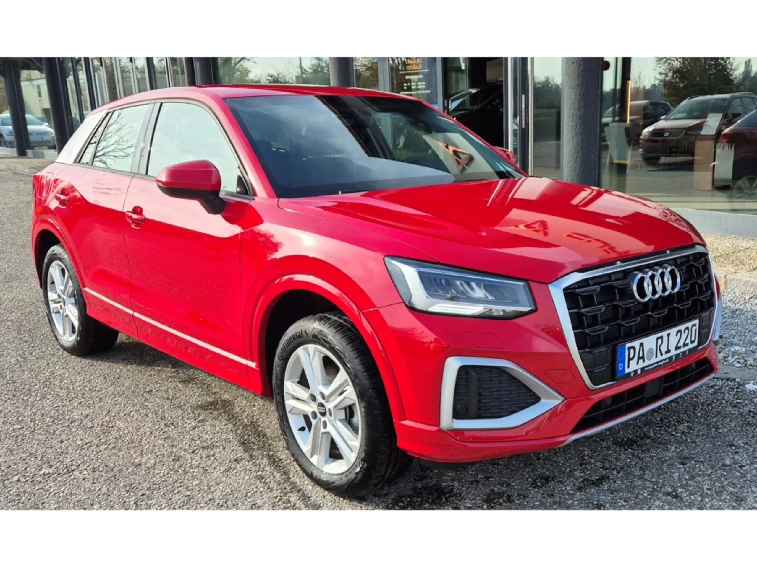 Audi - Q2