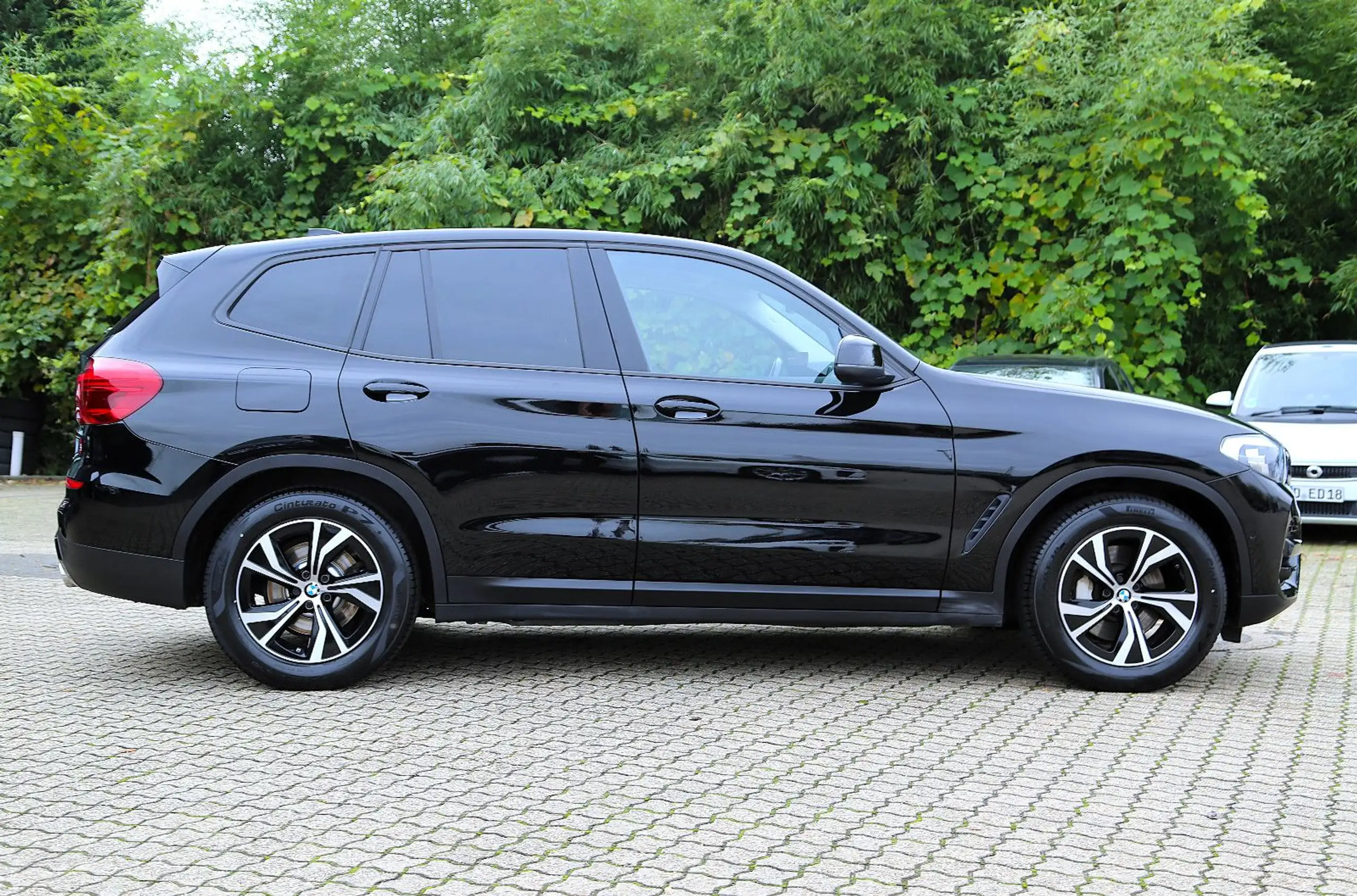 BMW - X3