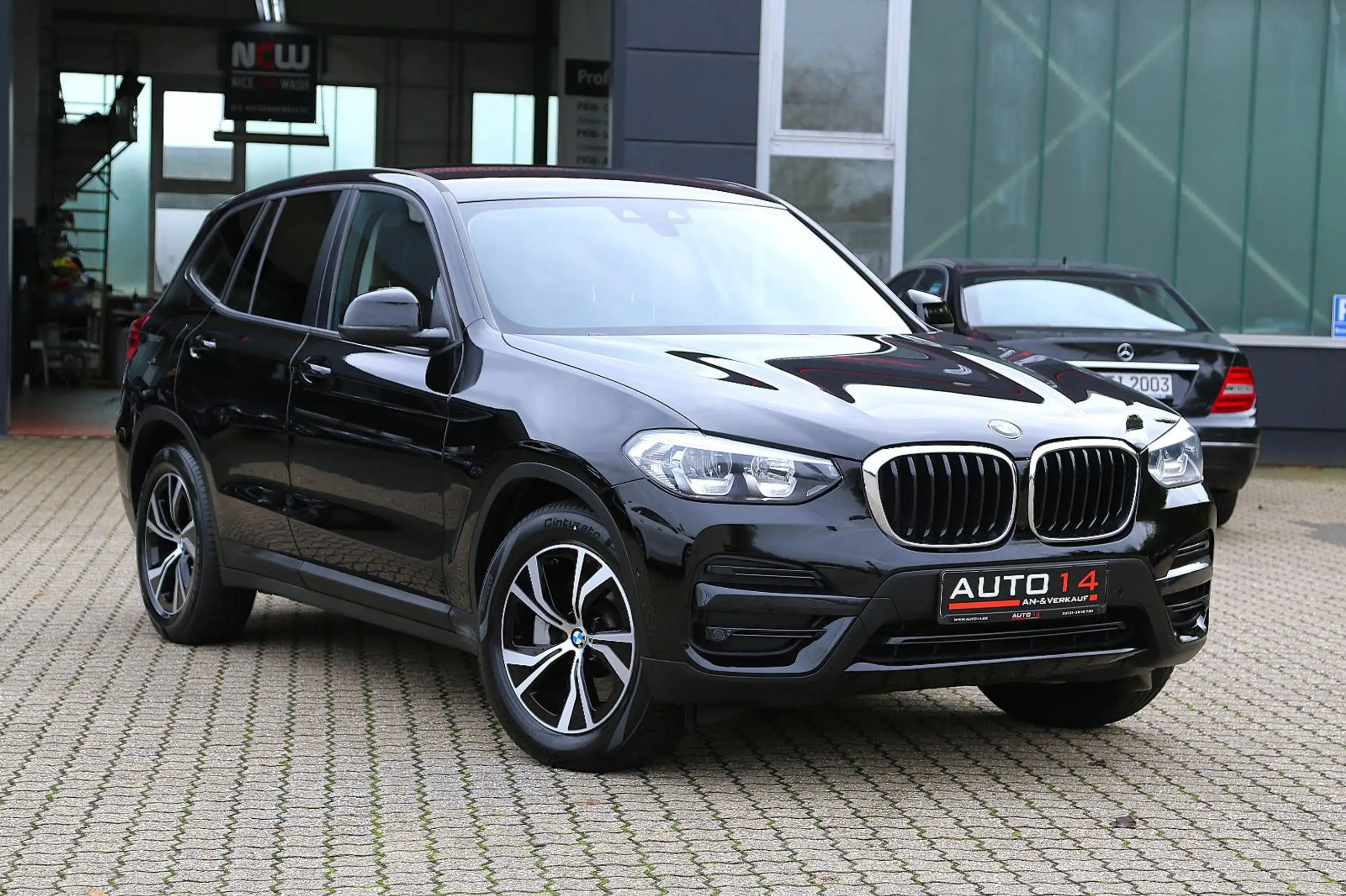 BMW - X3