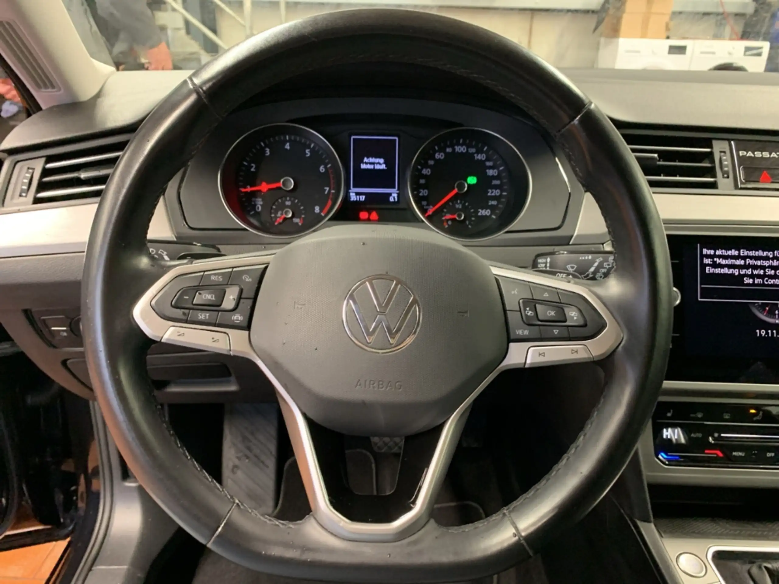 Volkswagen - Passat