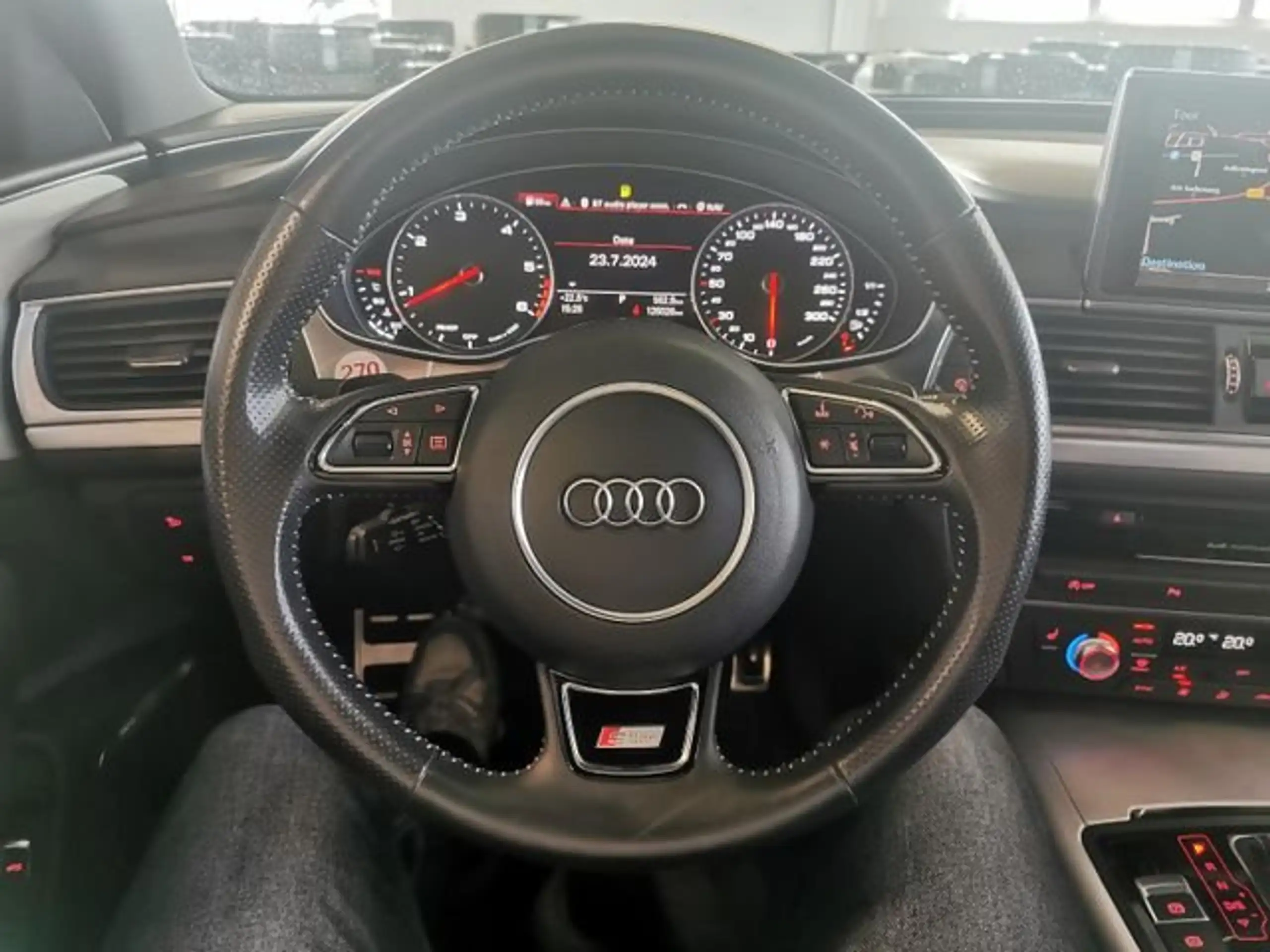 Audi - A6