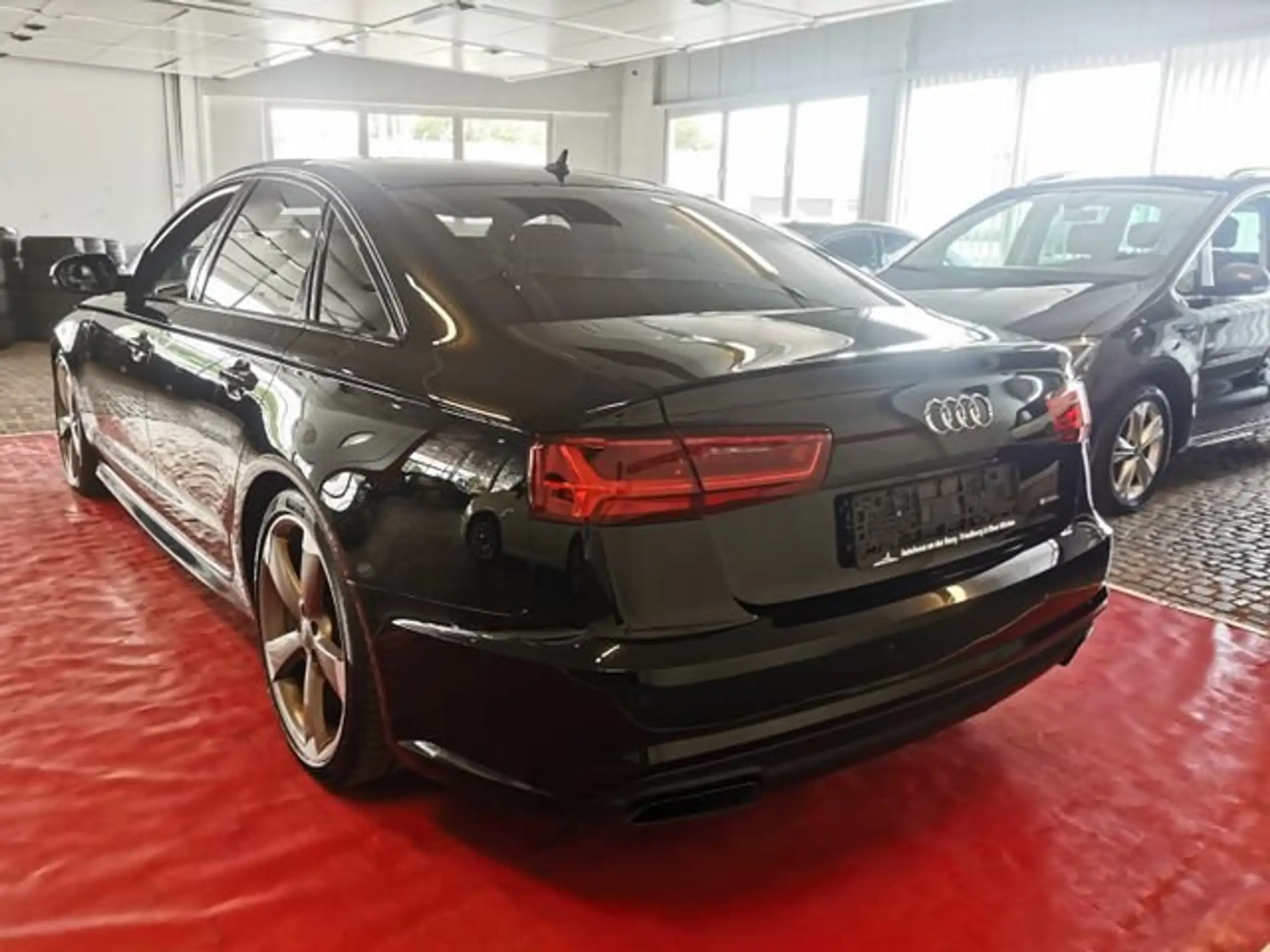 Audi - A6