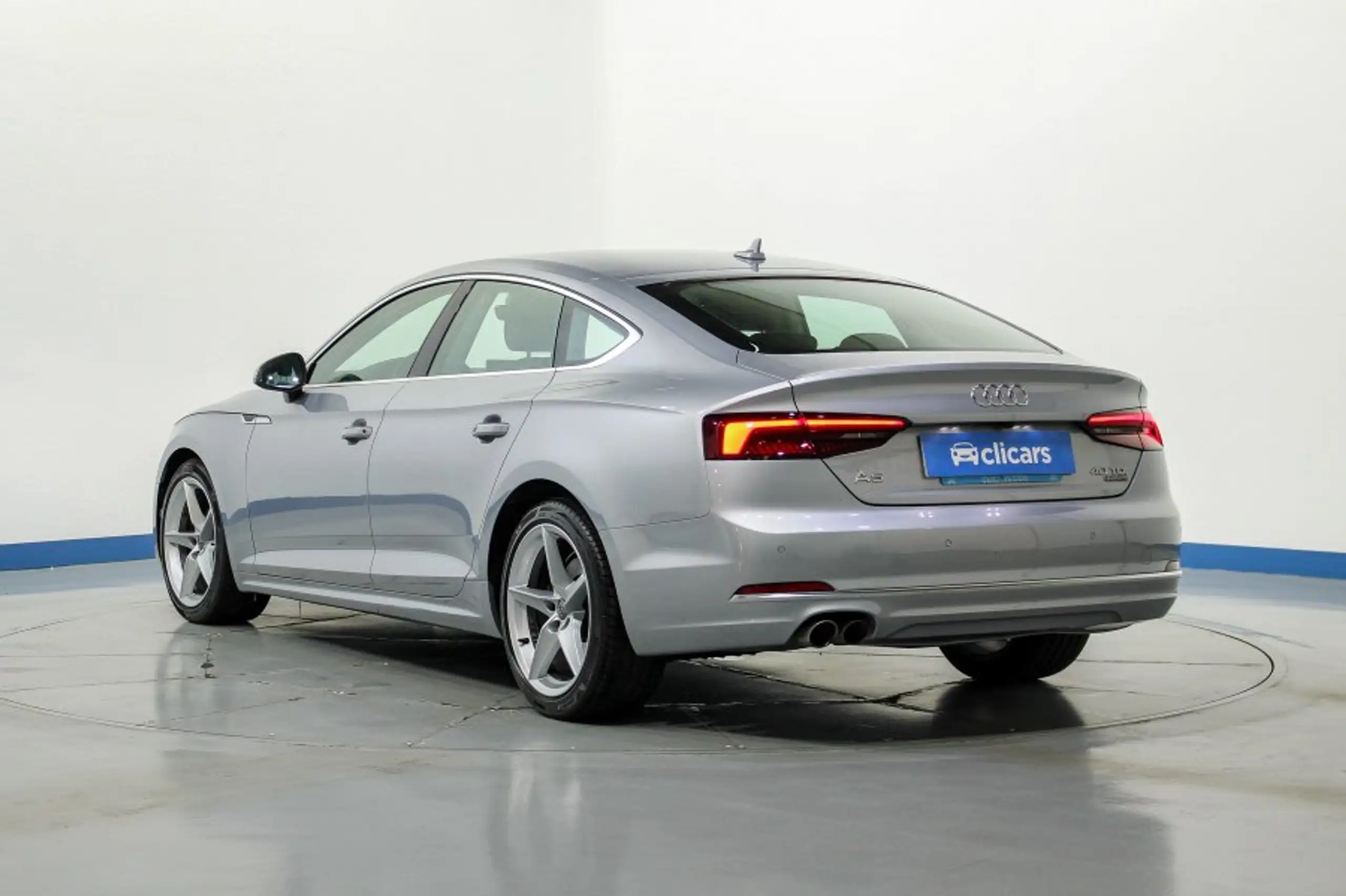 Audi - A5