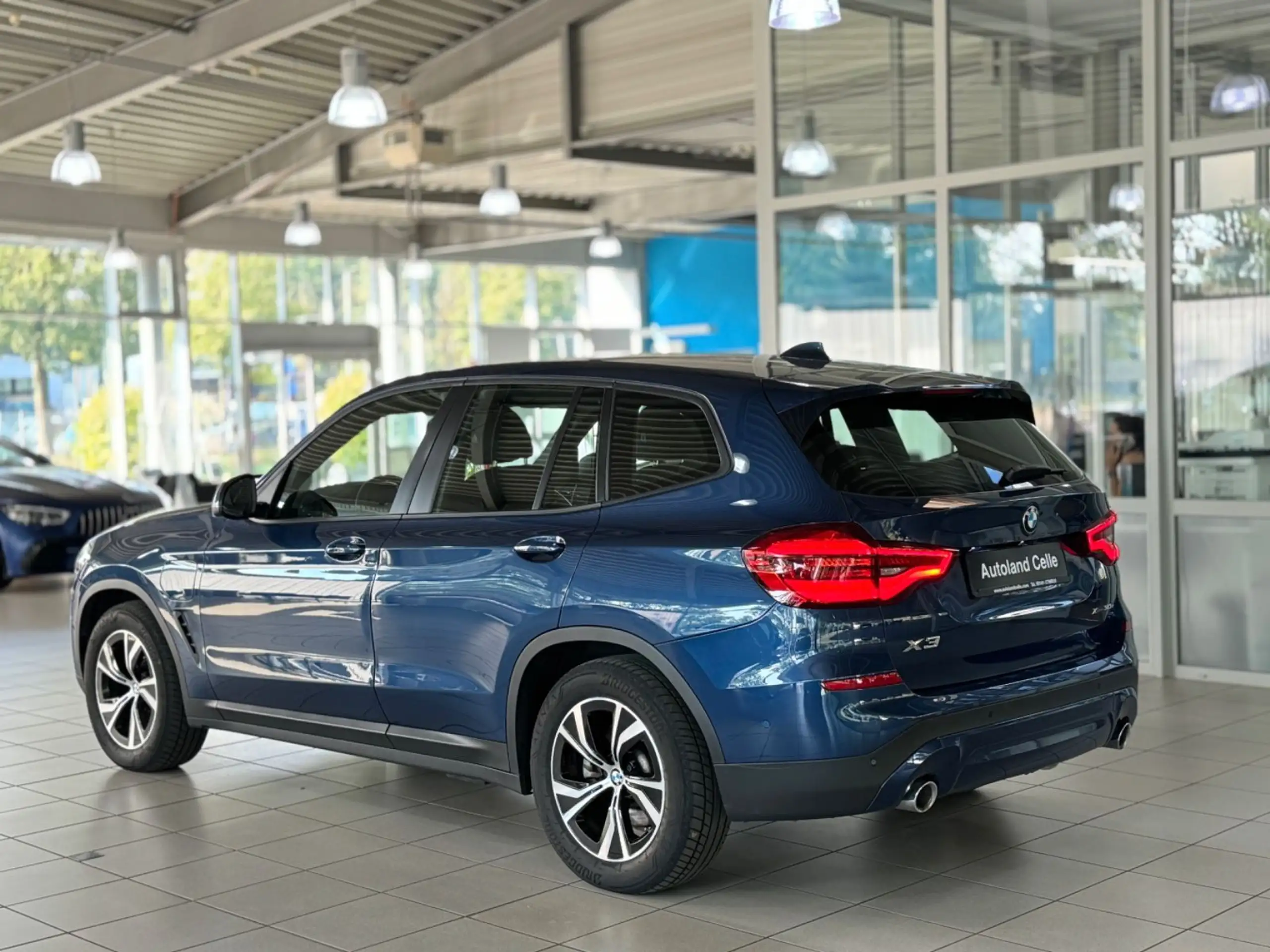 BMW - X3