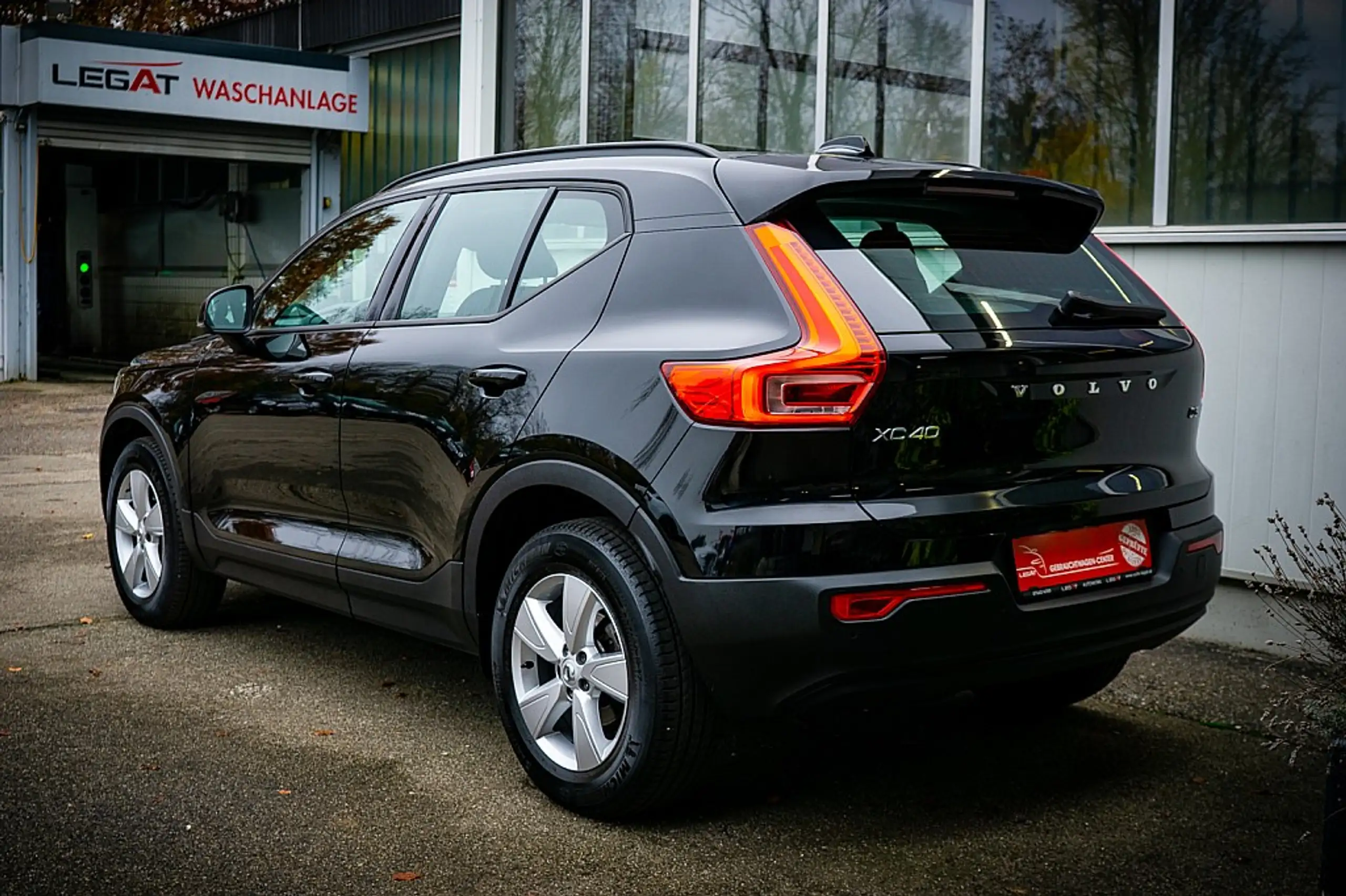 Volvo - XC40