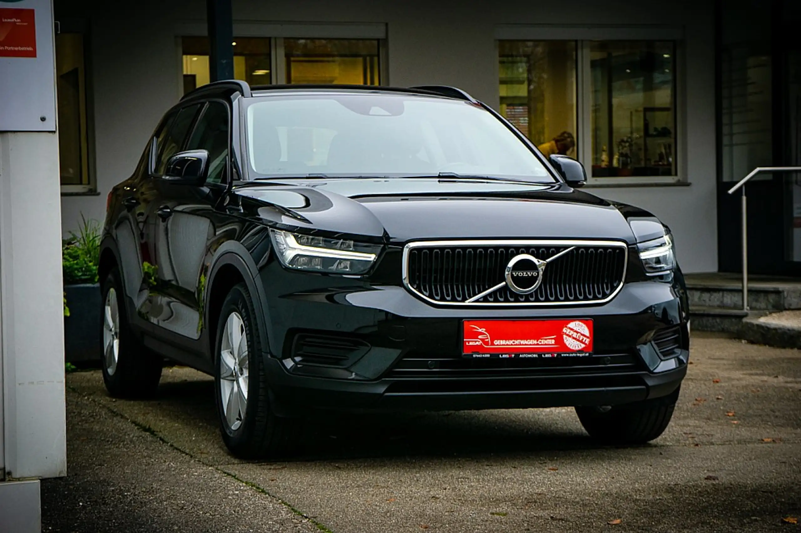 Volvo - XC40