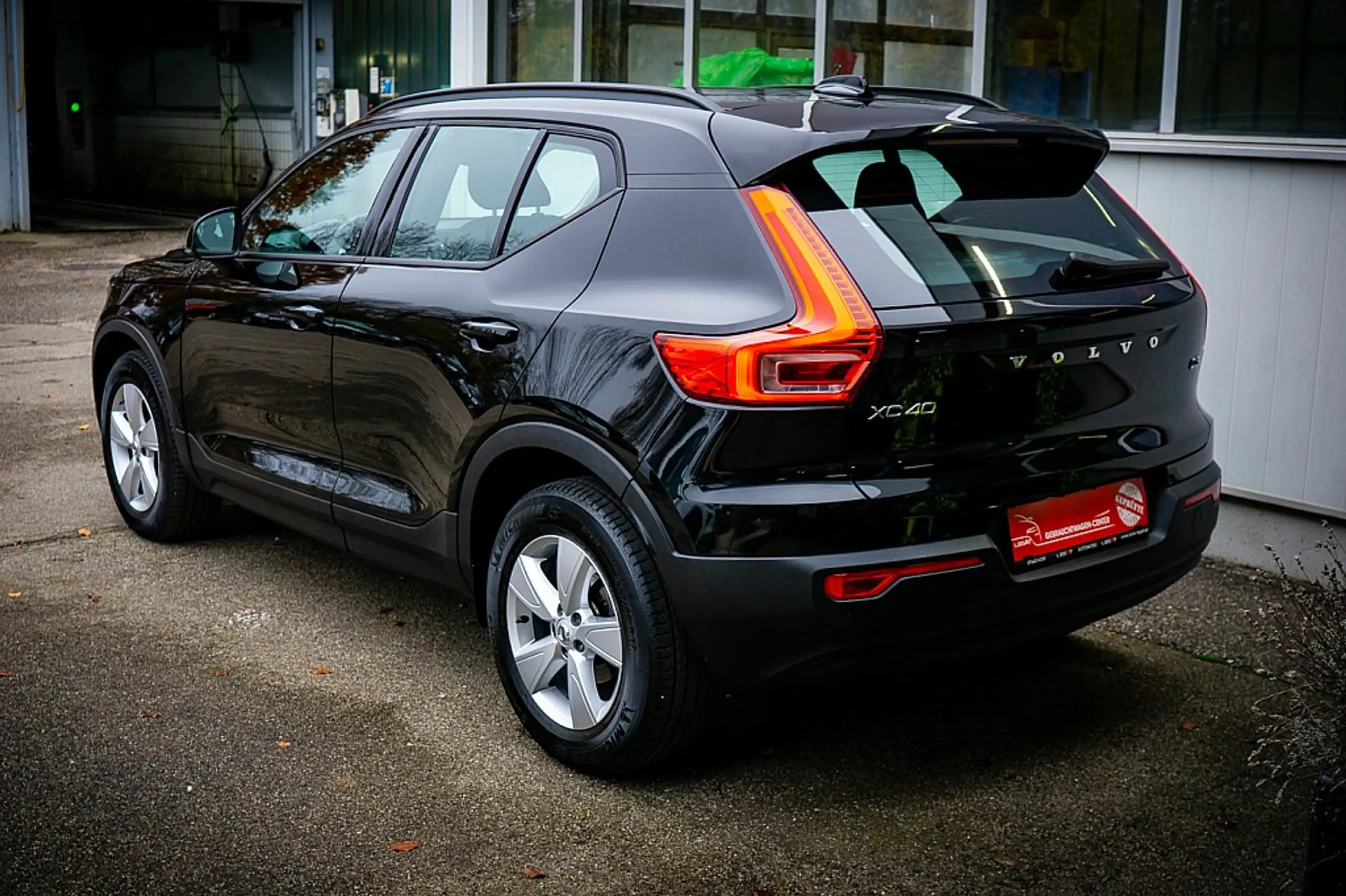 Volvo - XC40