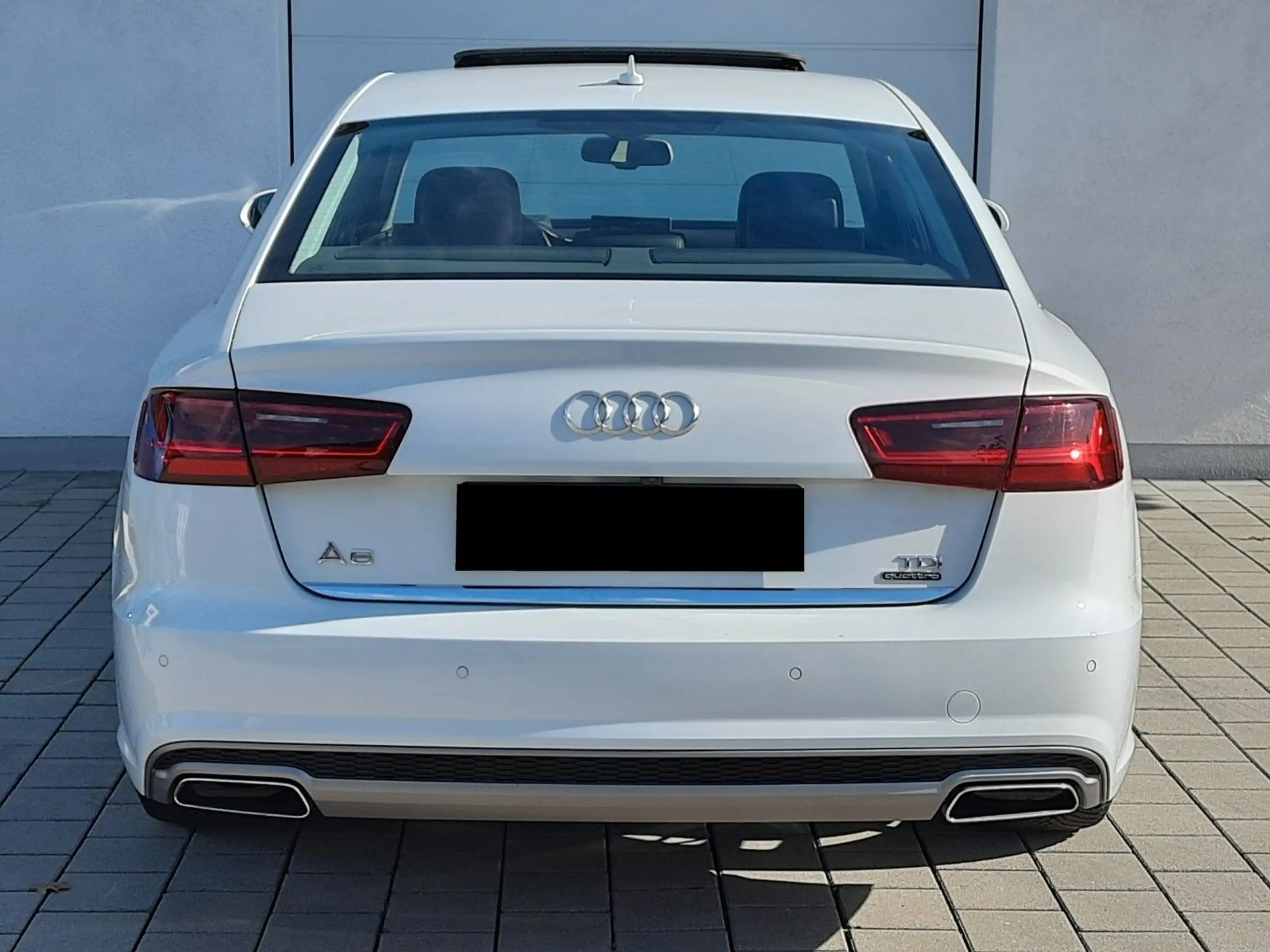 Audi - A6