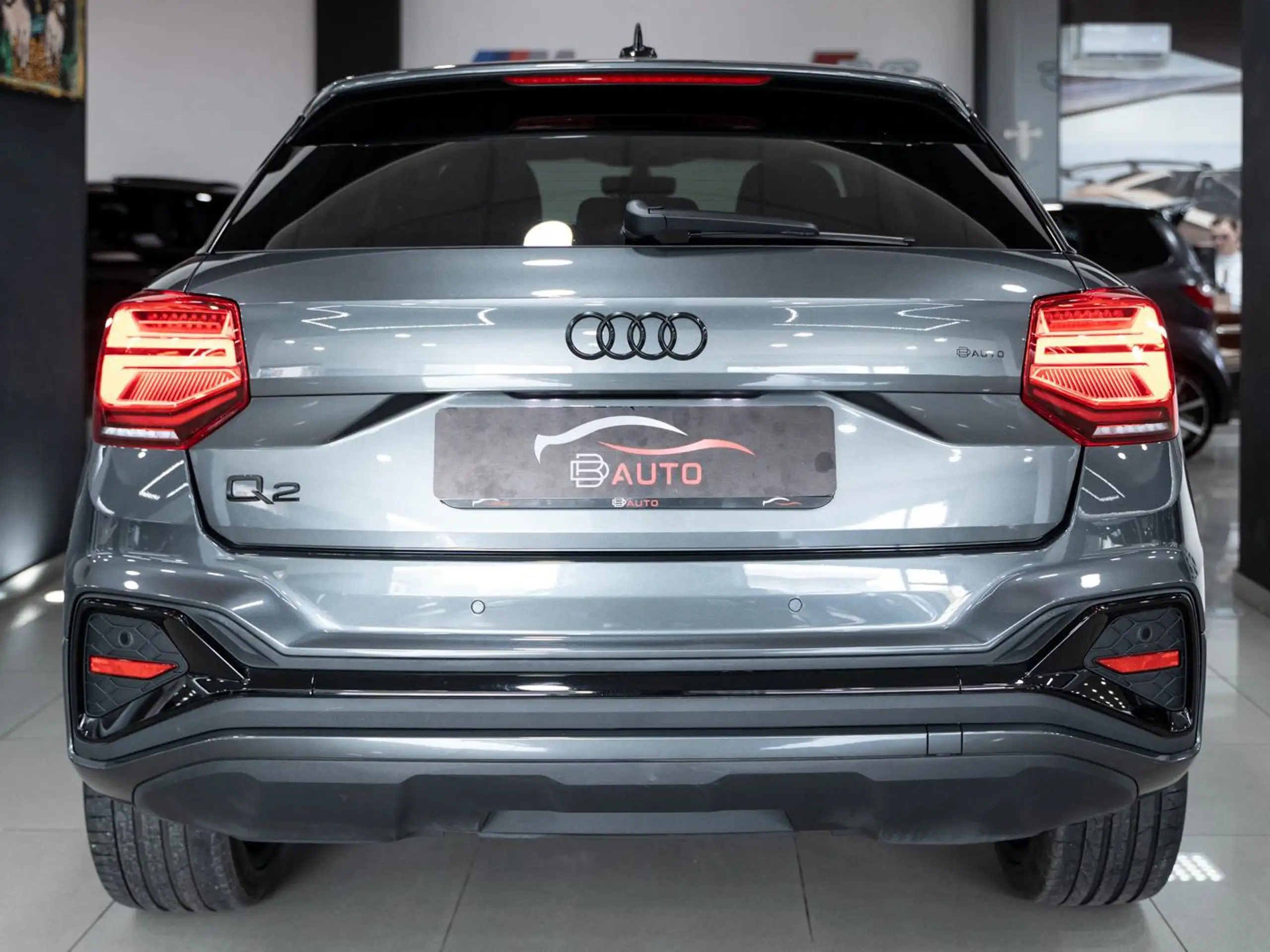 Audi - Q2