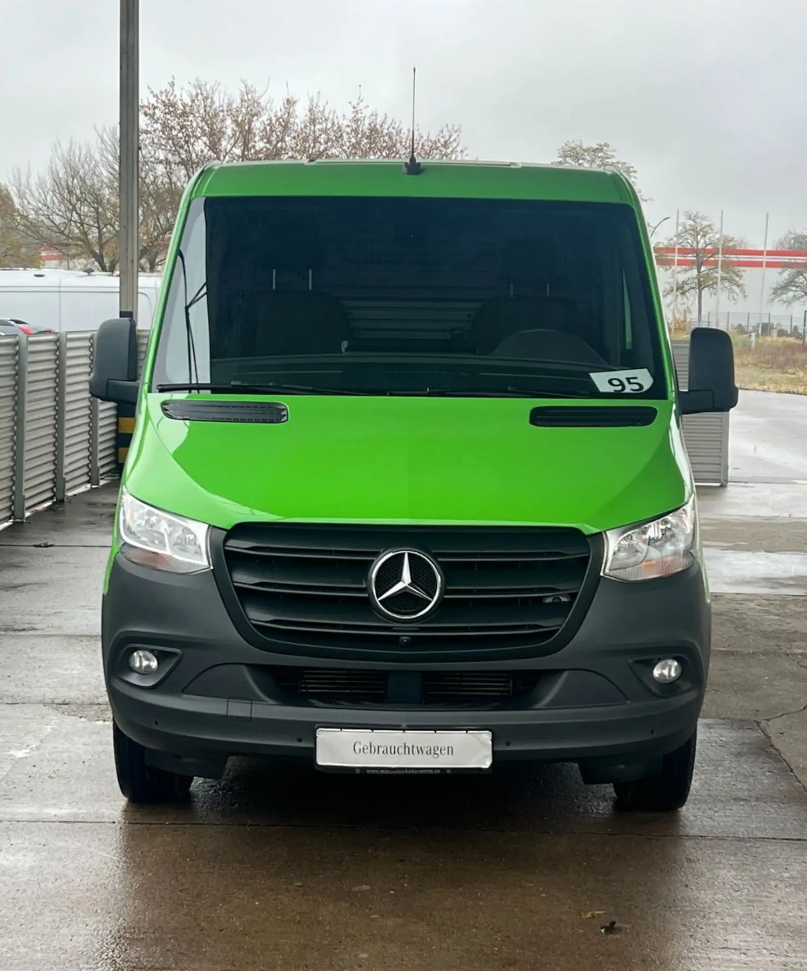 Mercedes-Benz - Sprinter