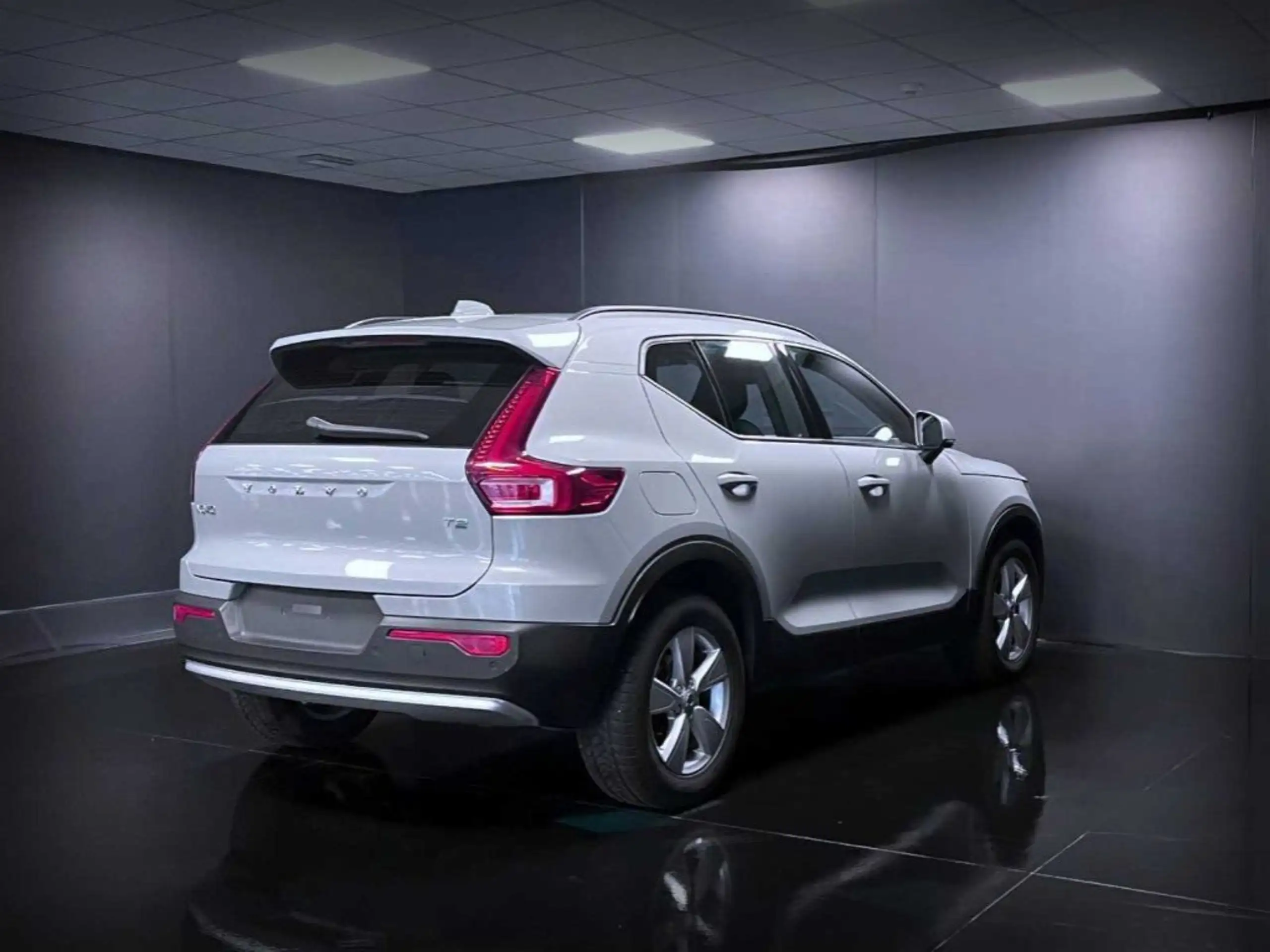 Volvo - XC40