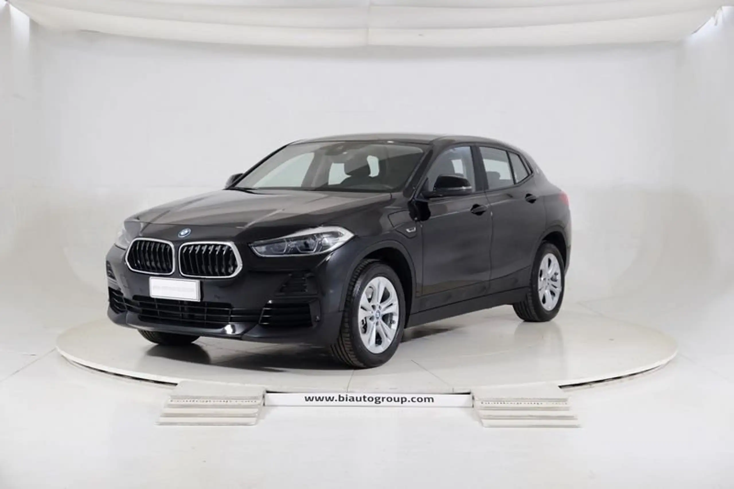 BMW - X2