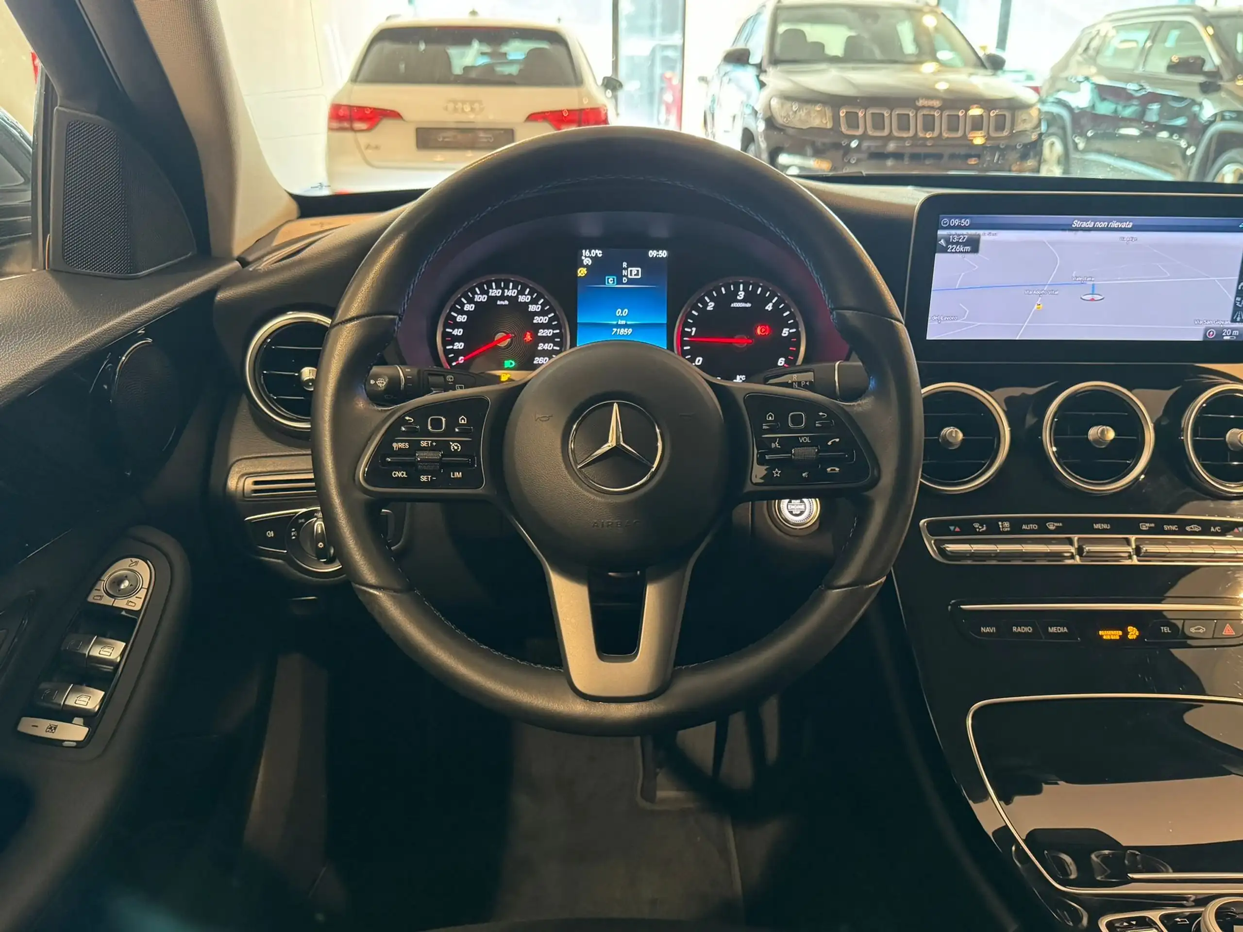 Mercedes-Benz - C 220