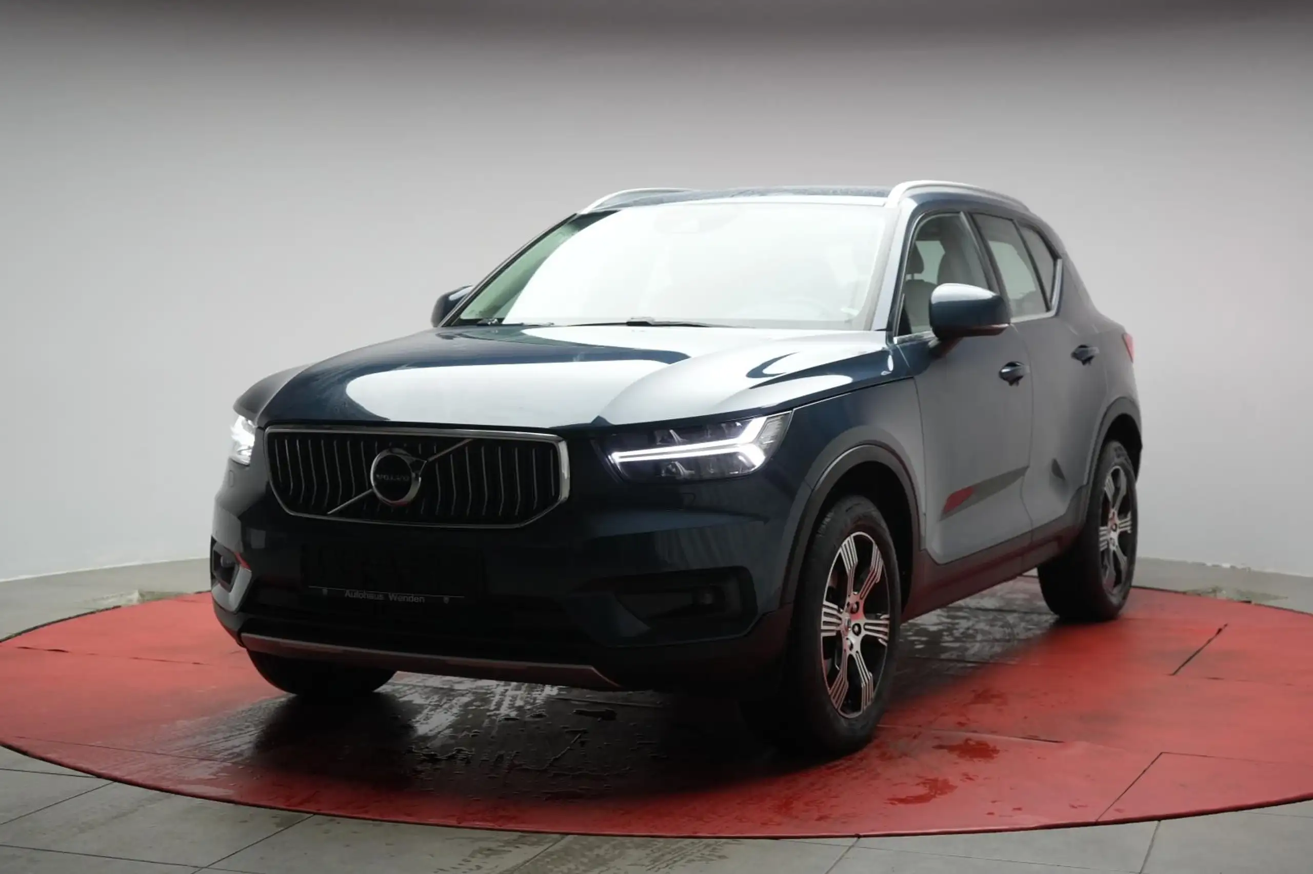 Volvo - XC40