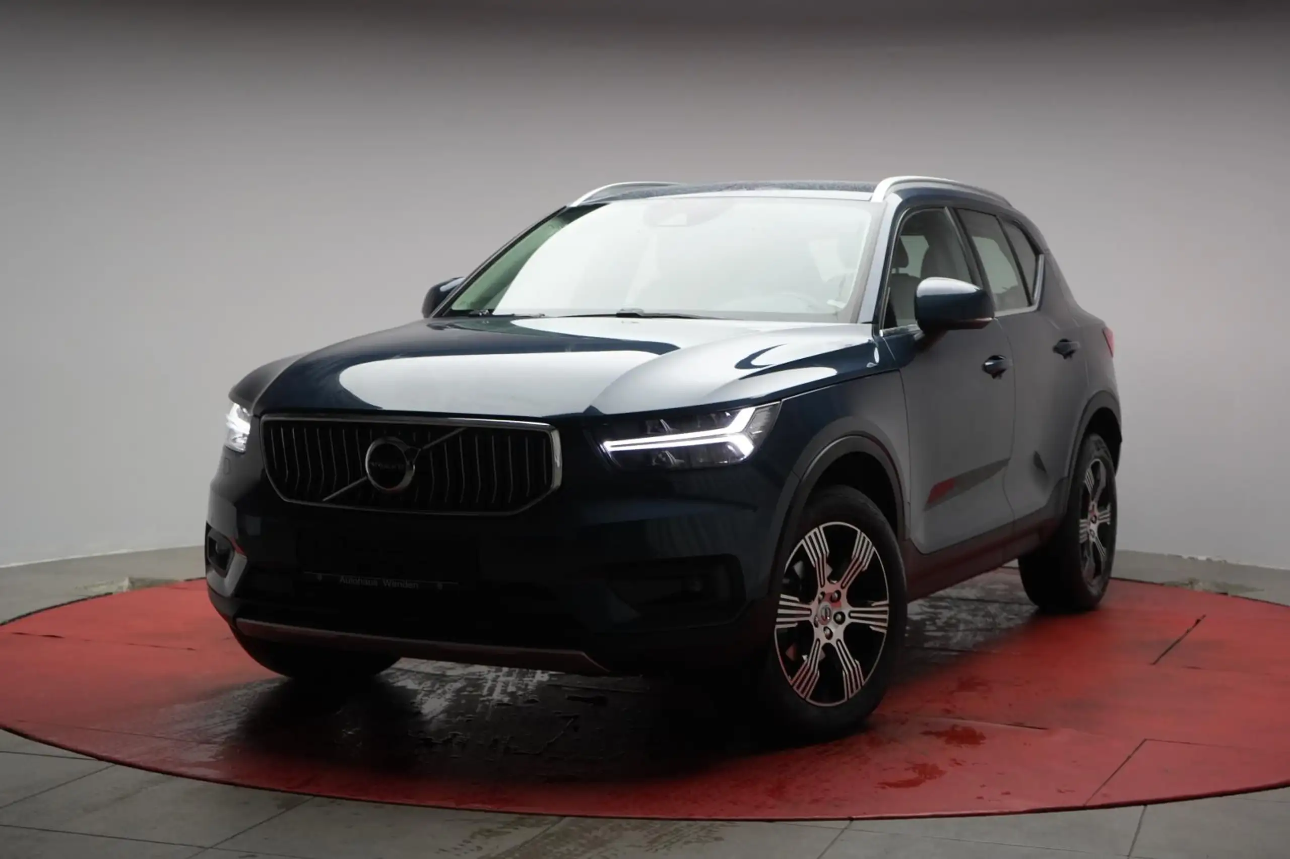 Volvo - XC40