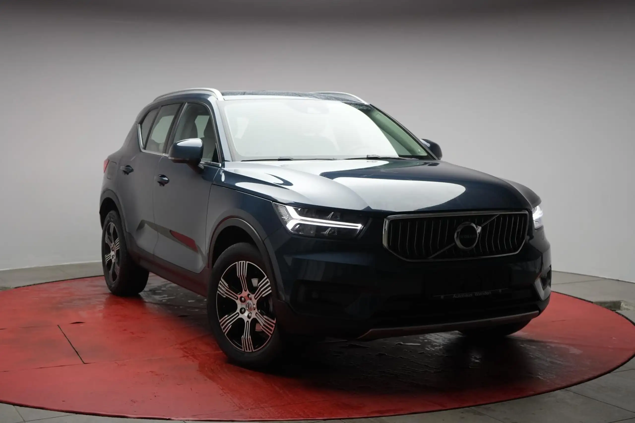 Volvo - XC40