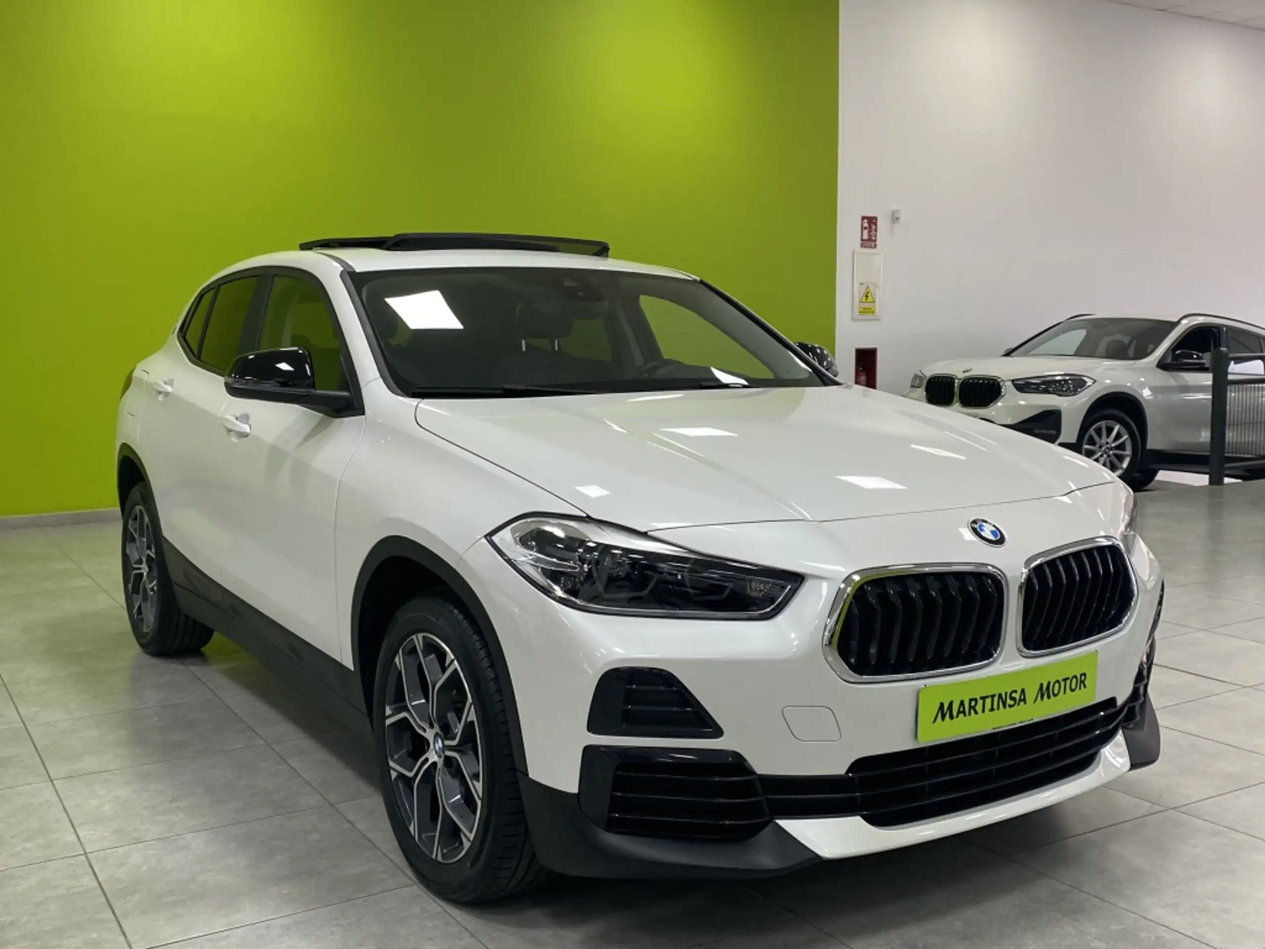 BMW - X2