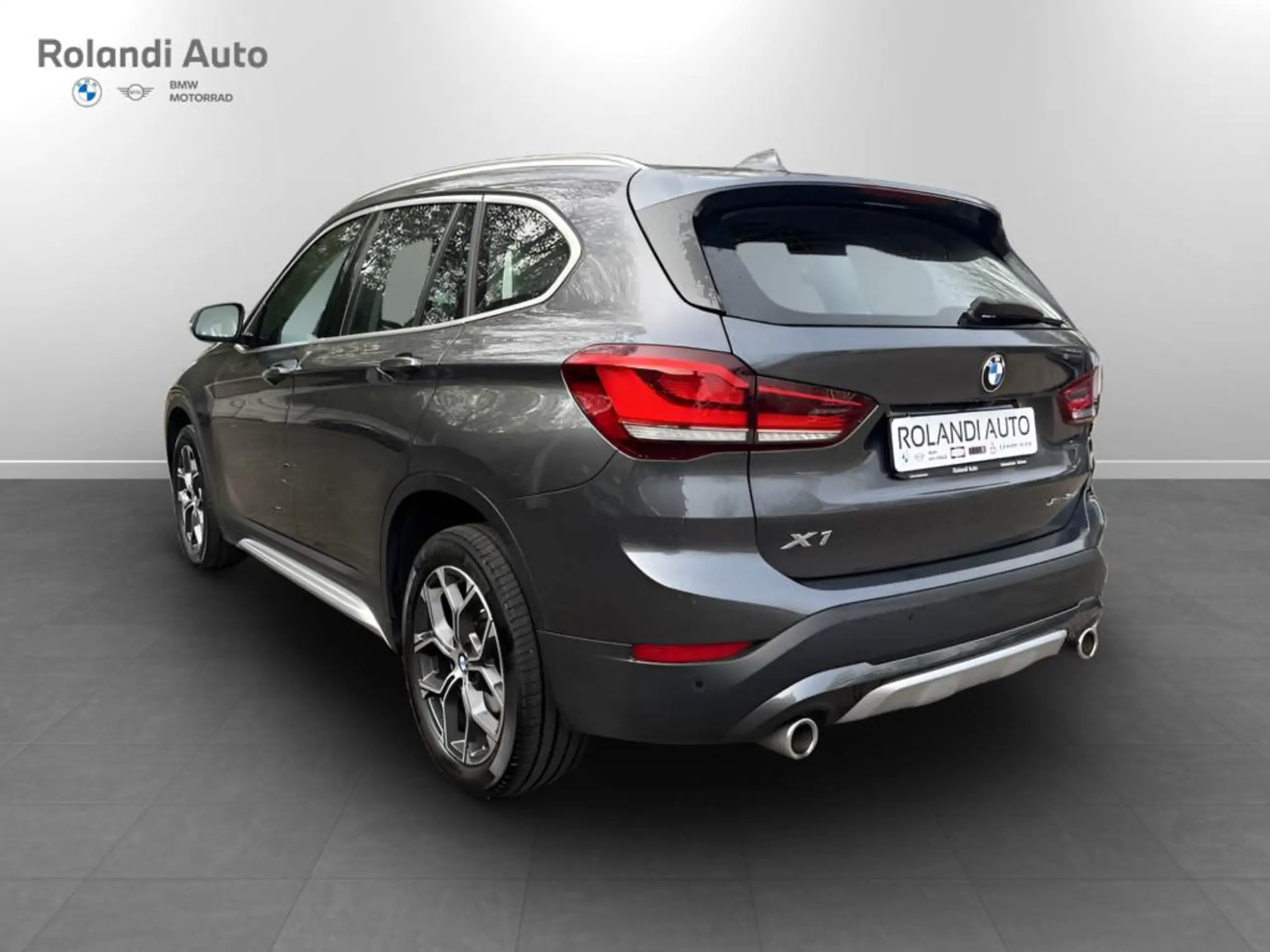 BMW - X1