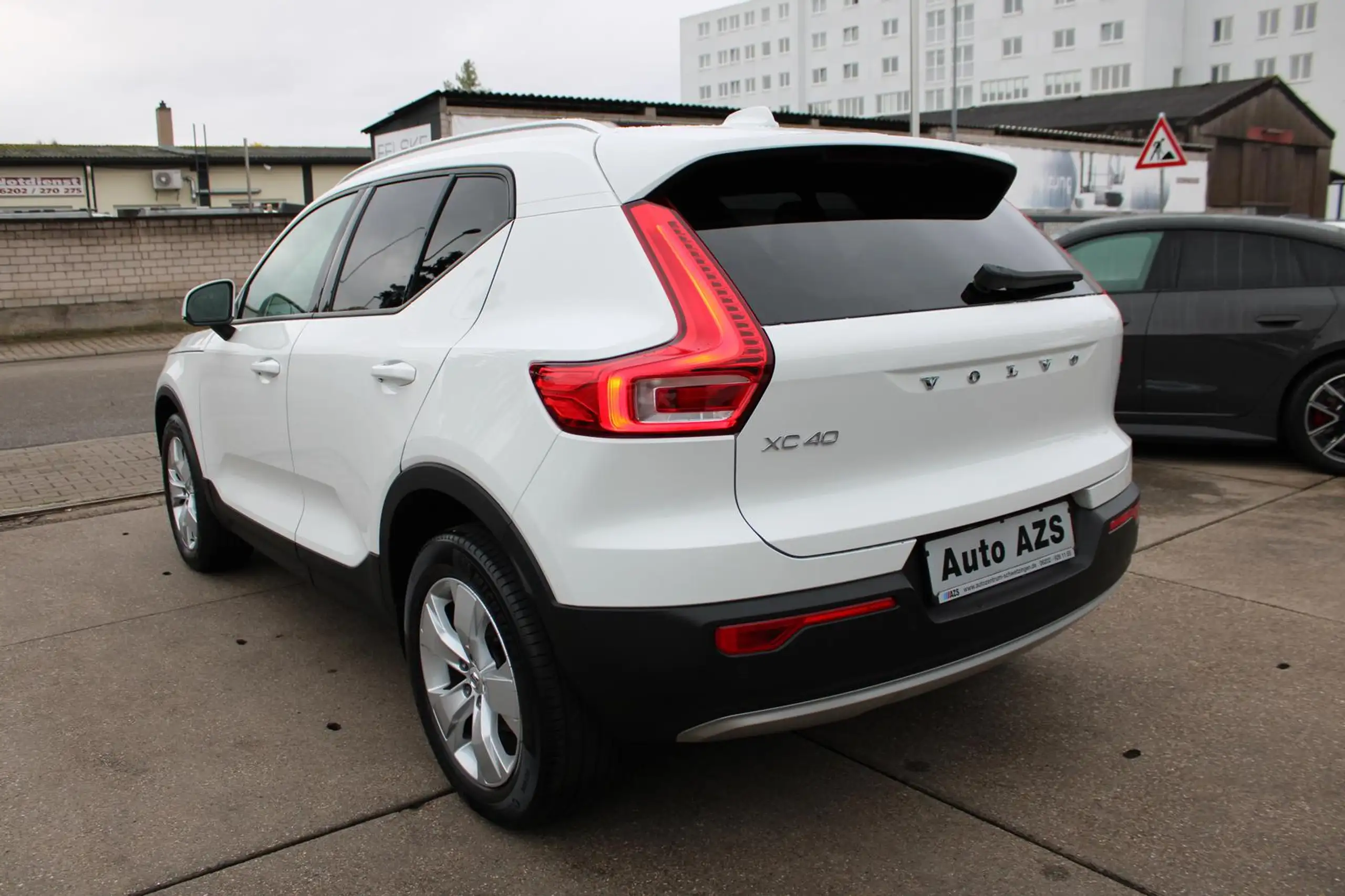 Volvo - XC40