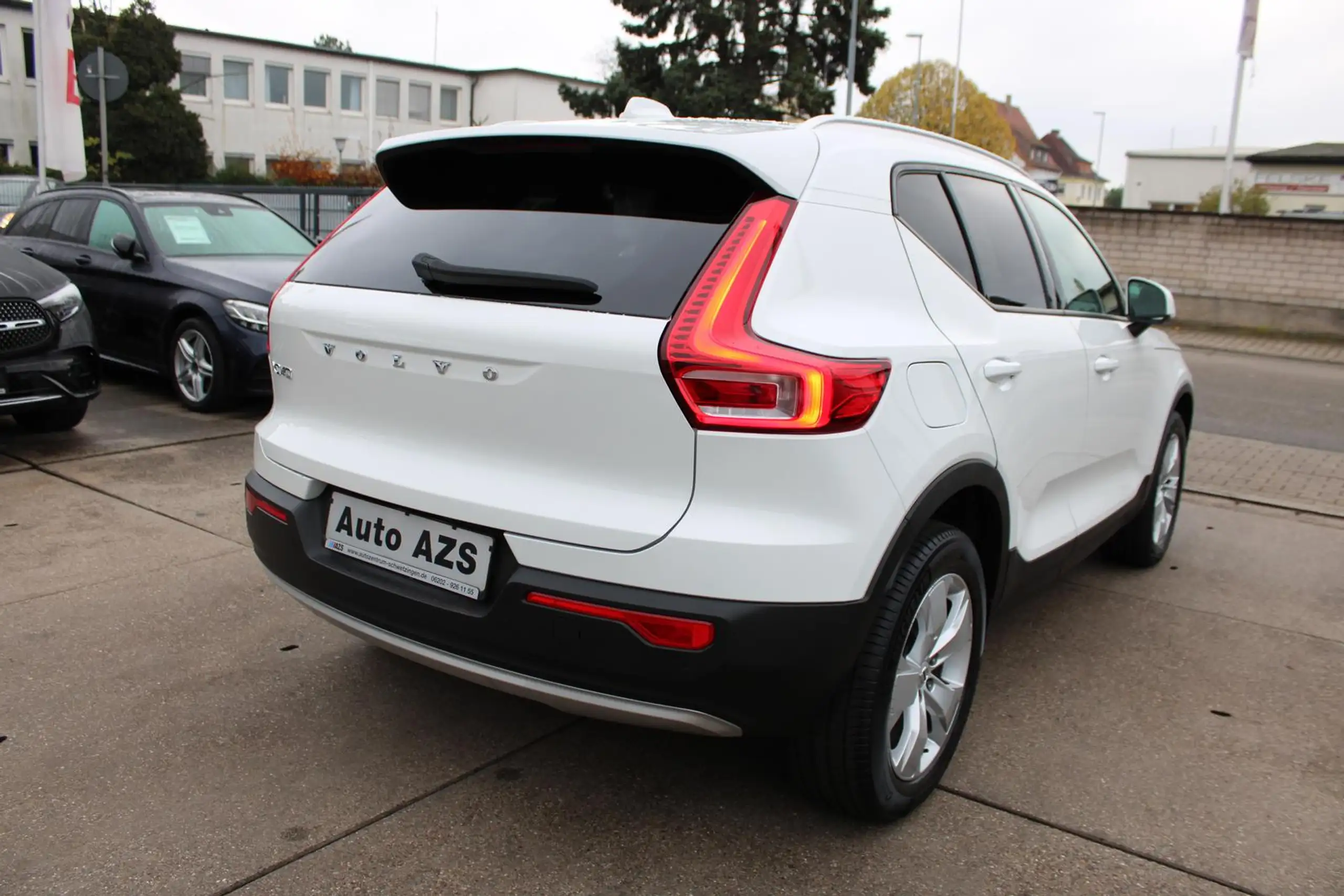 Volvo - XC40