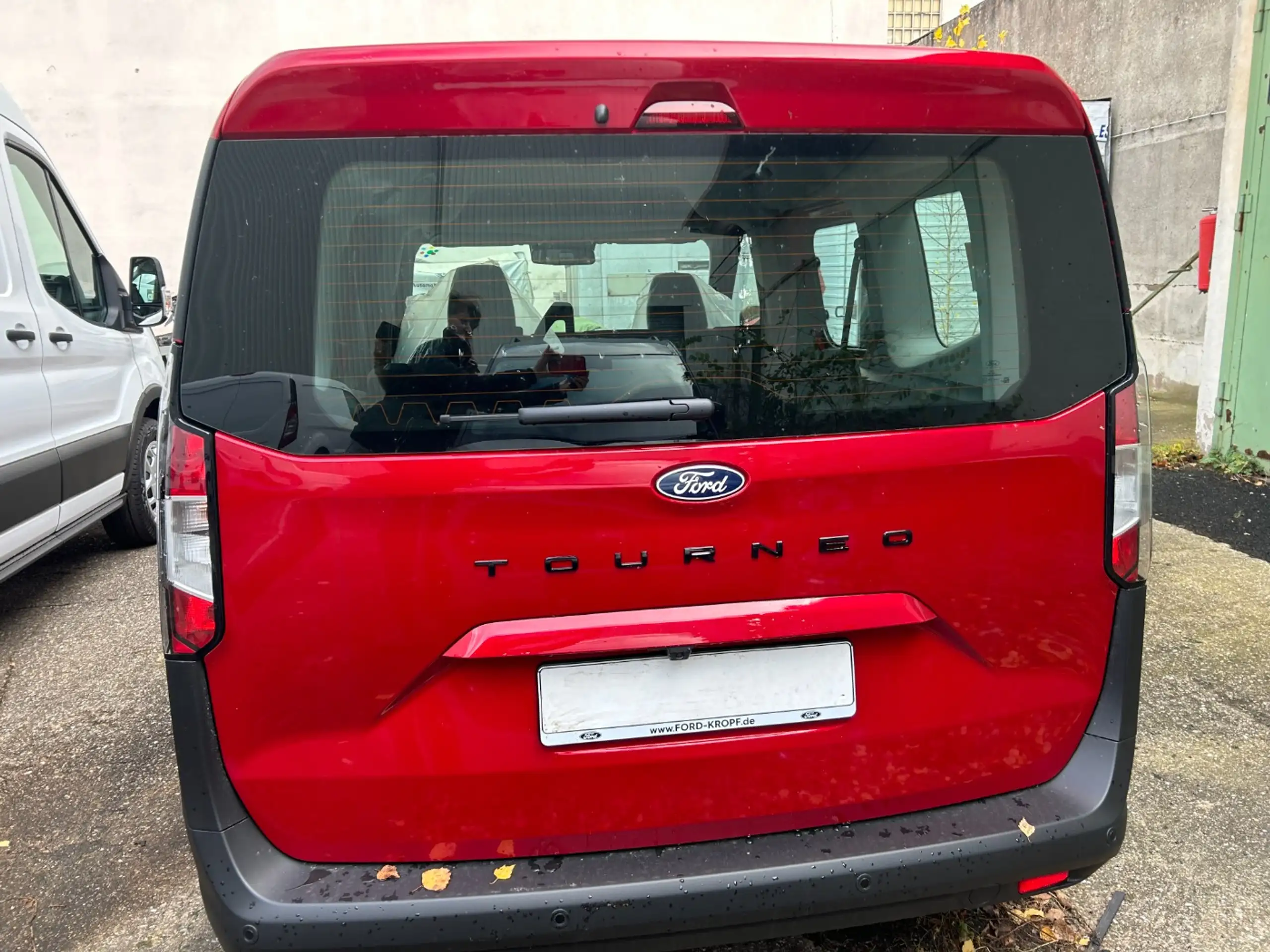 Ford - Tourneo Courier