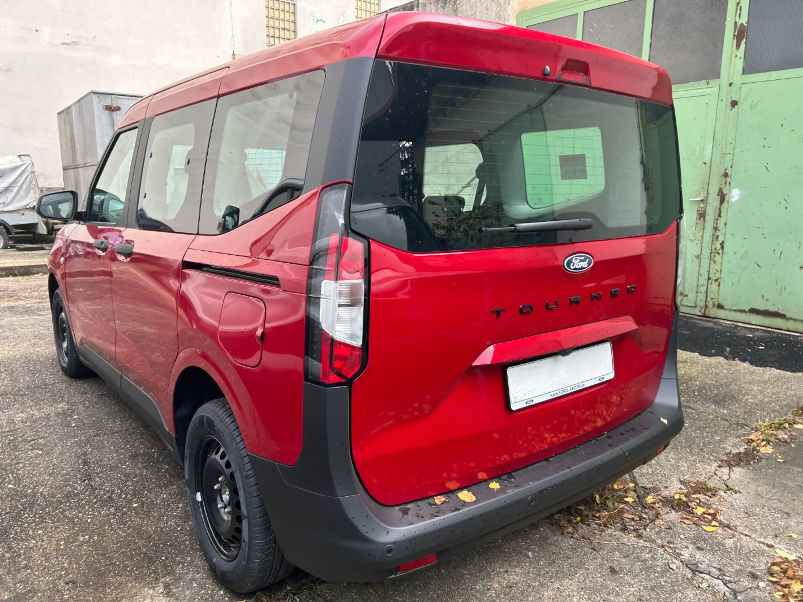 Ford - Tourneo Courier