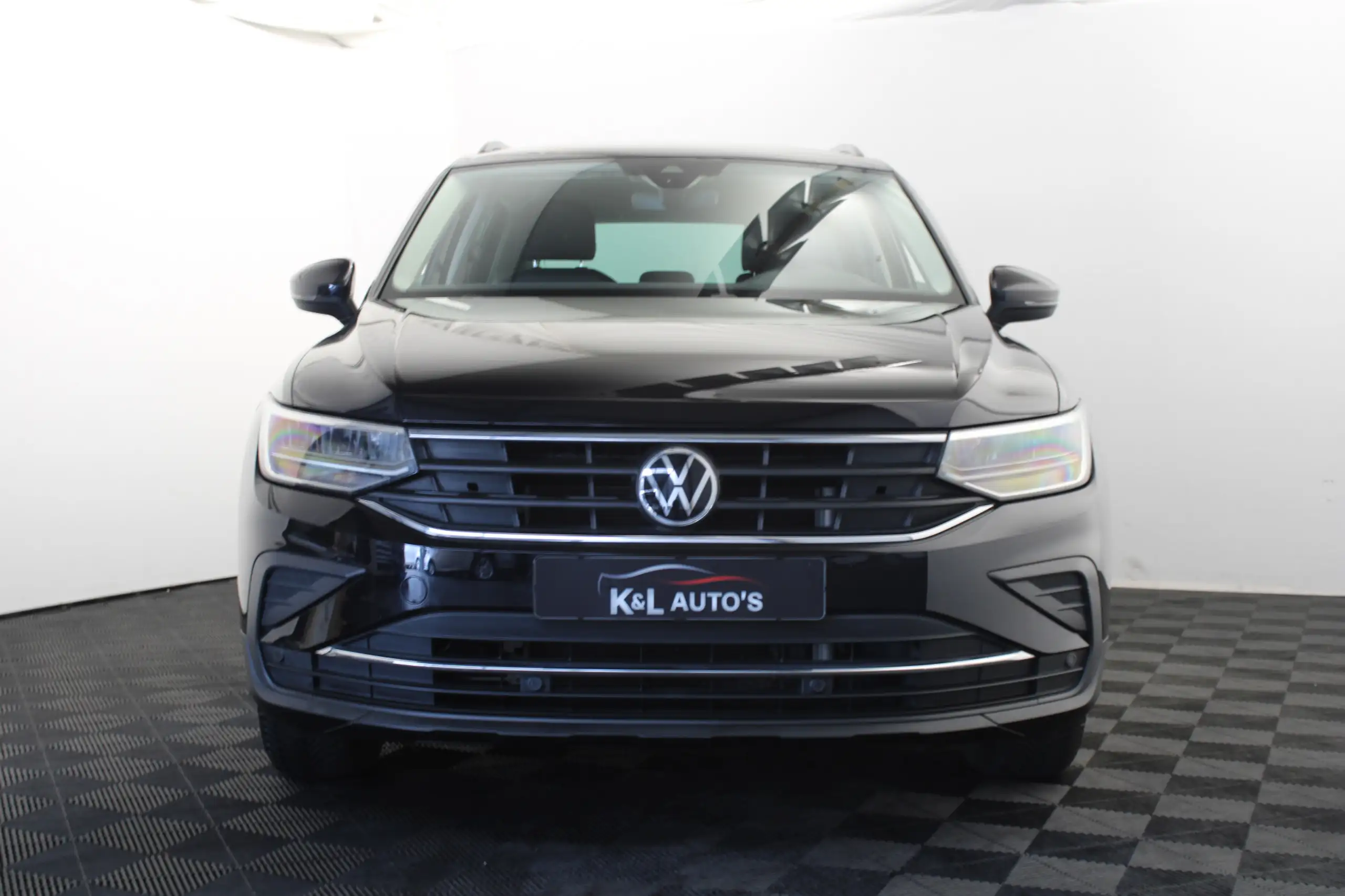 Volkswagen - Tiguan