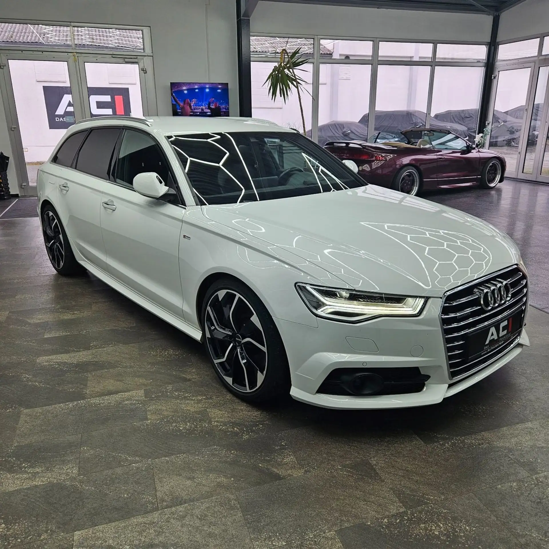 Audi - A6