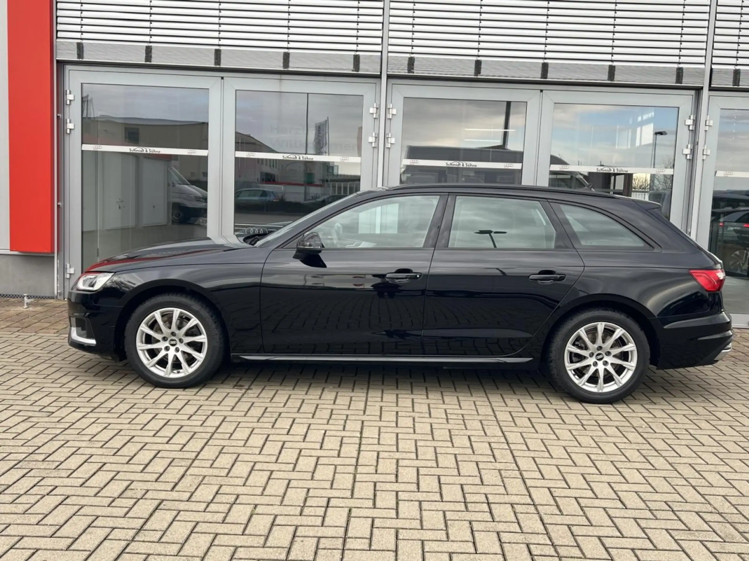 Audi - A4