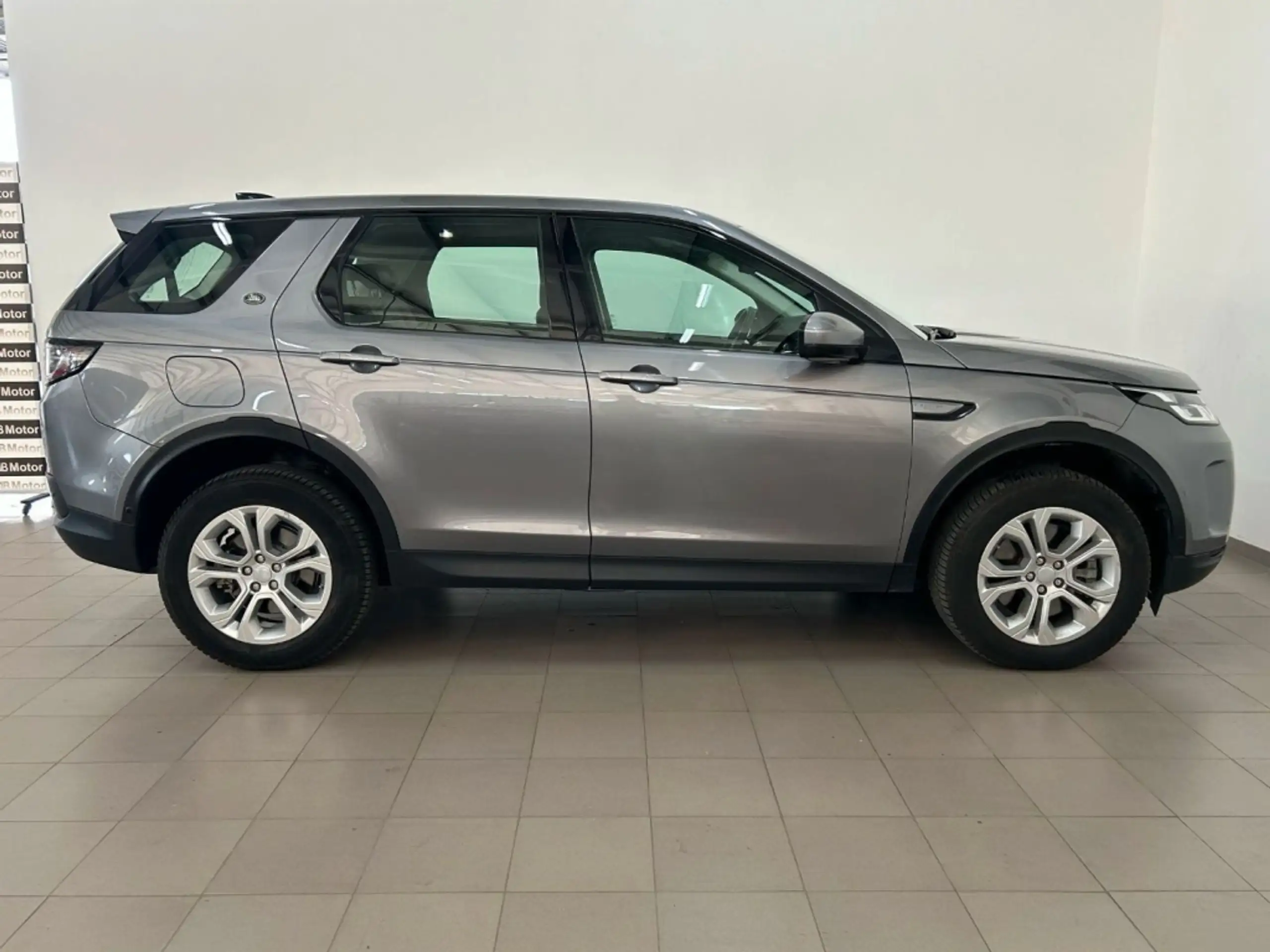 Land Rover - Discovery Sport