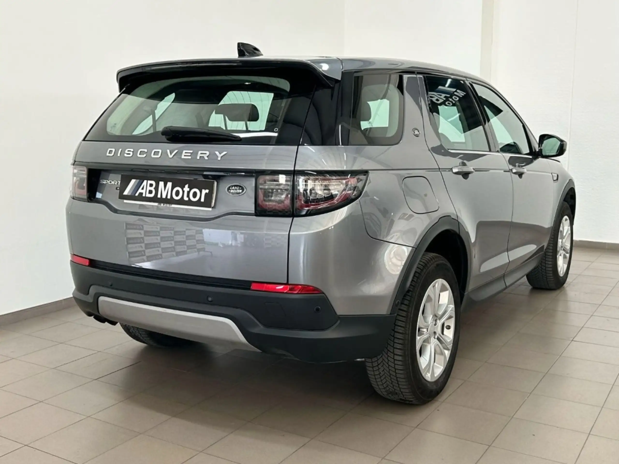 Land Rover - Discovery Sport