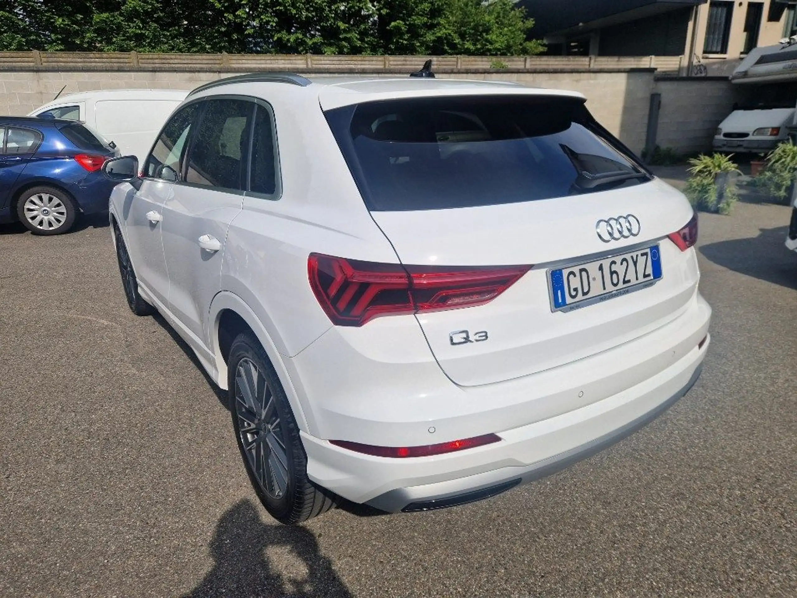 Audi - Q3