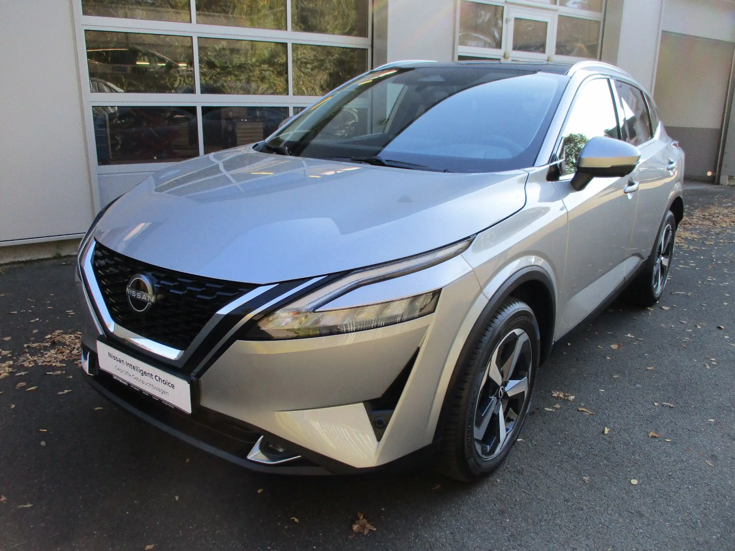 Nissan - Qashqai