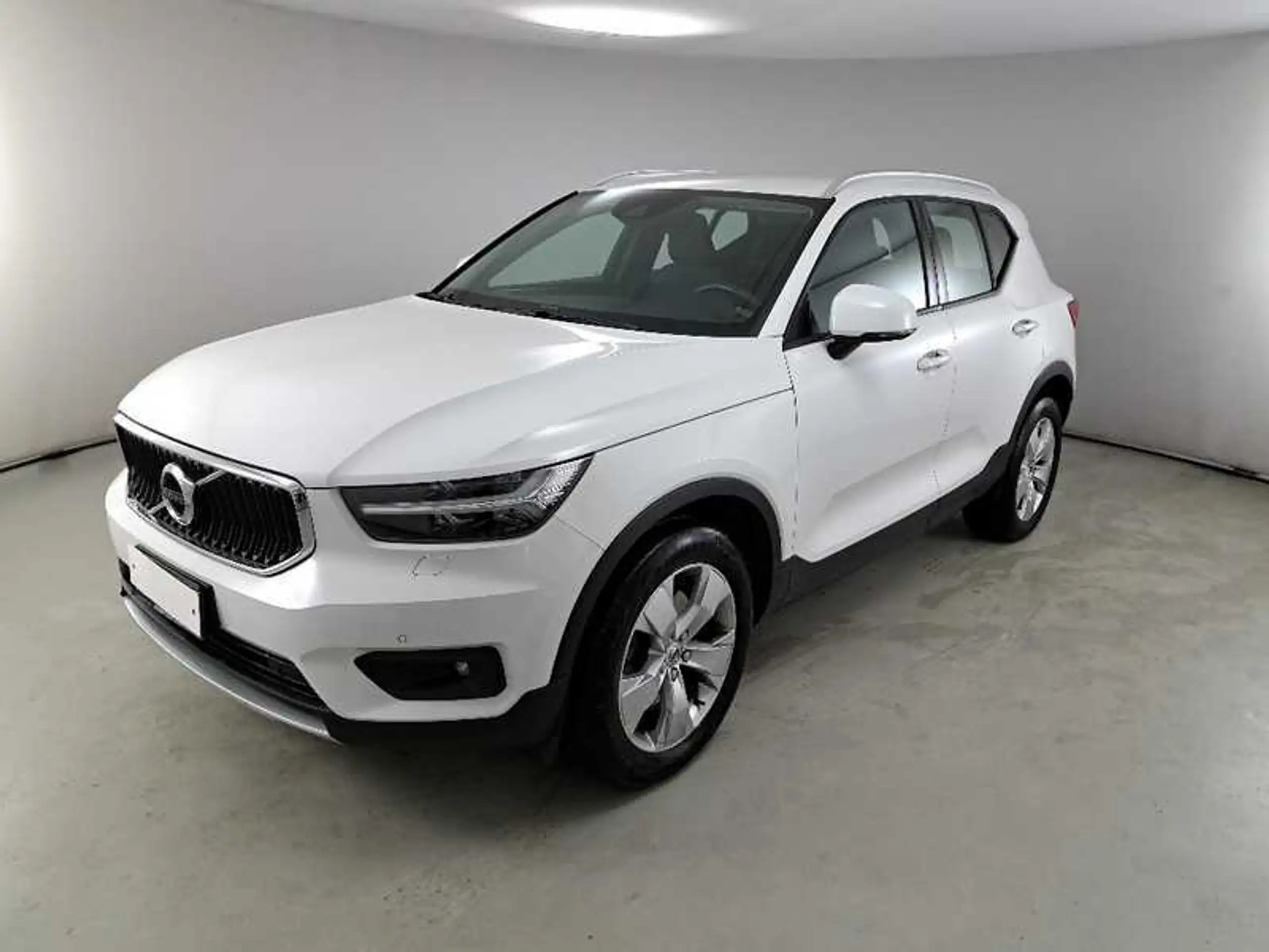 Volvo - XC40