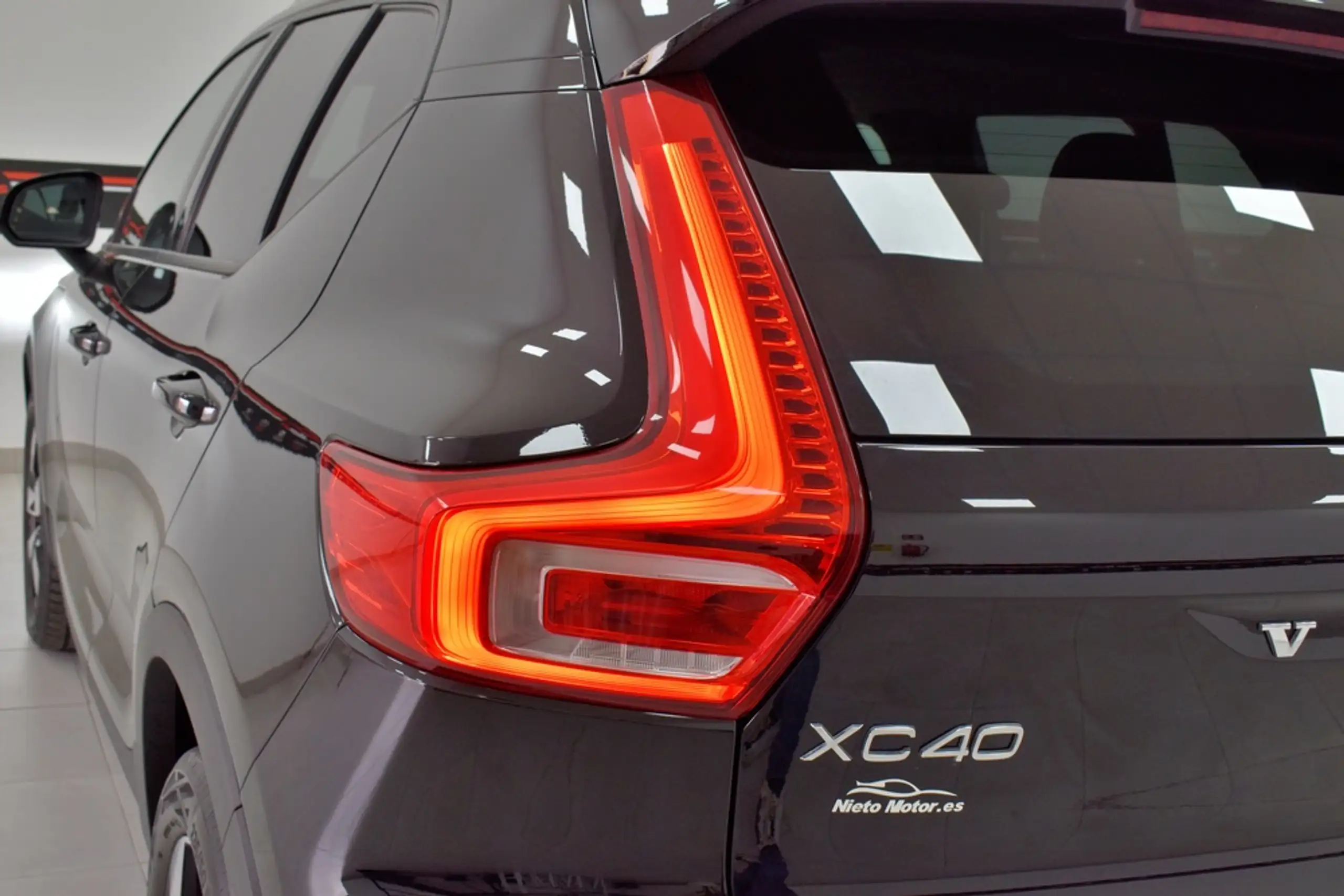 Volvo - XC40