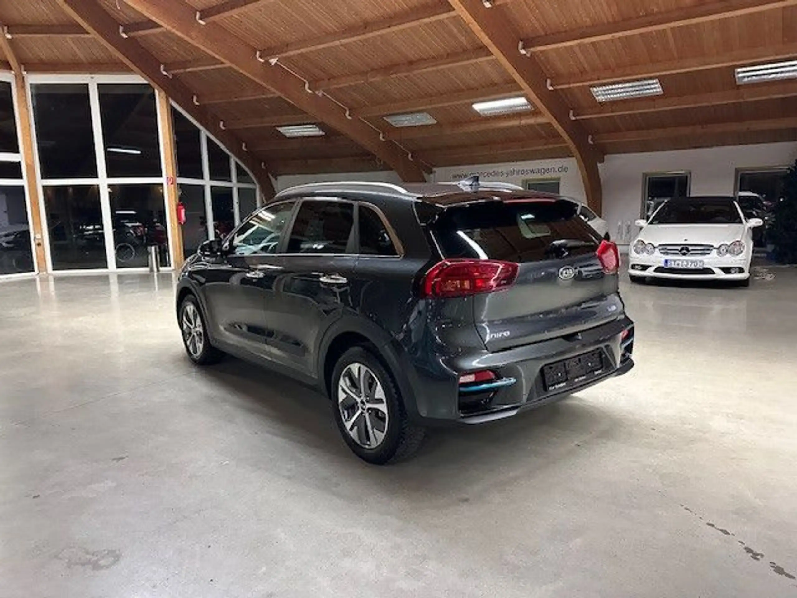 Kia - Niro