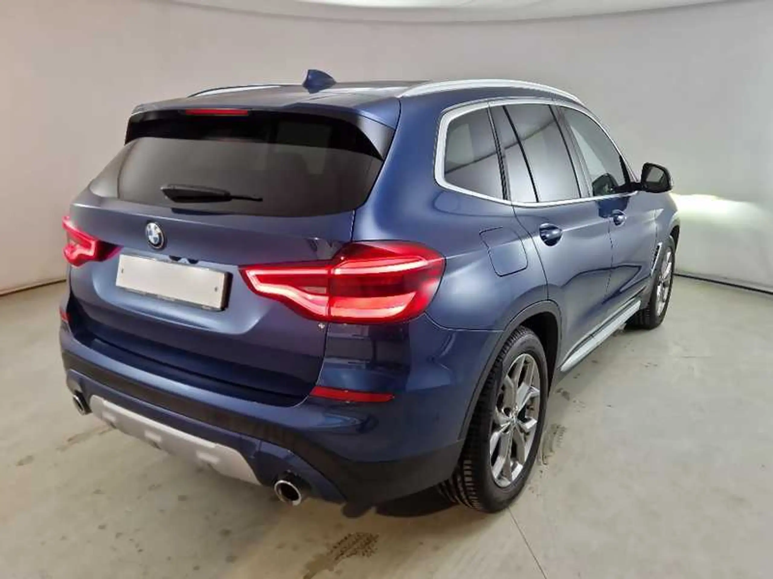 BMW - X3