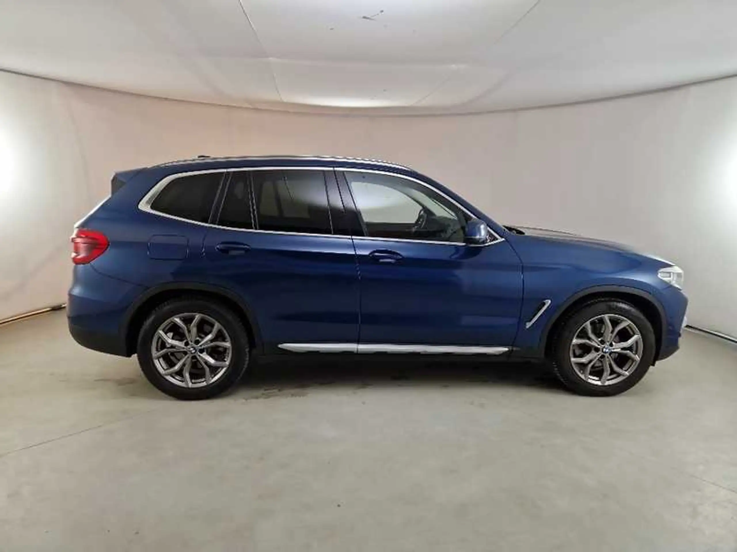 BMW - X3