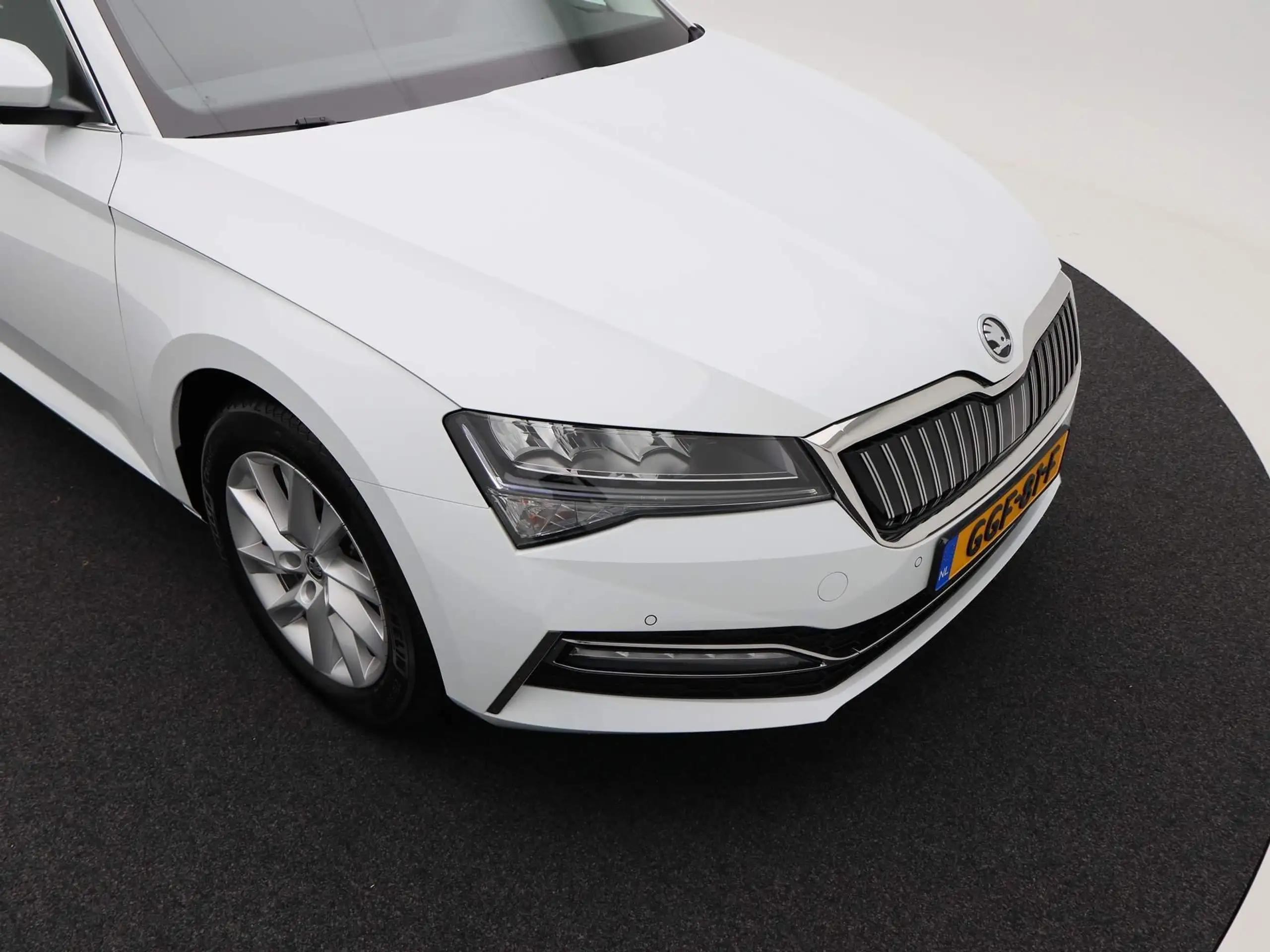 Skoda - Superb