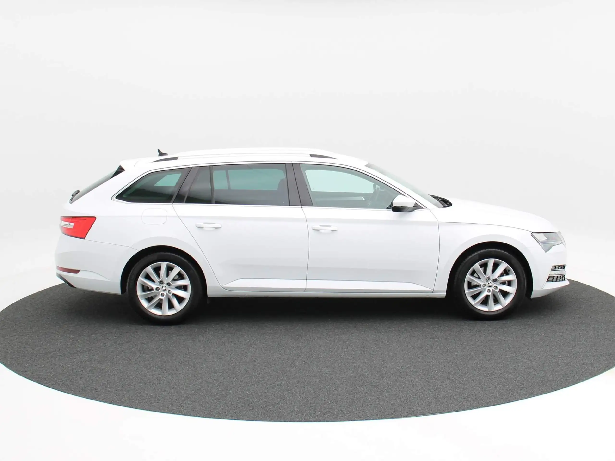 Skoda - Superb