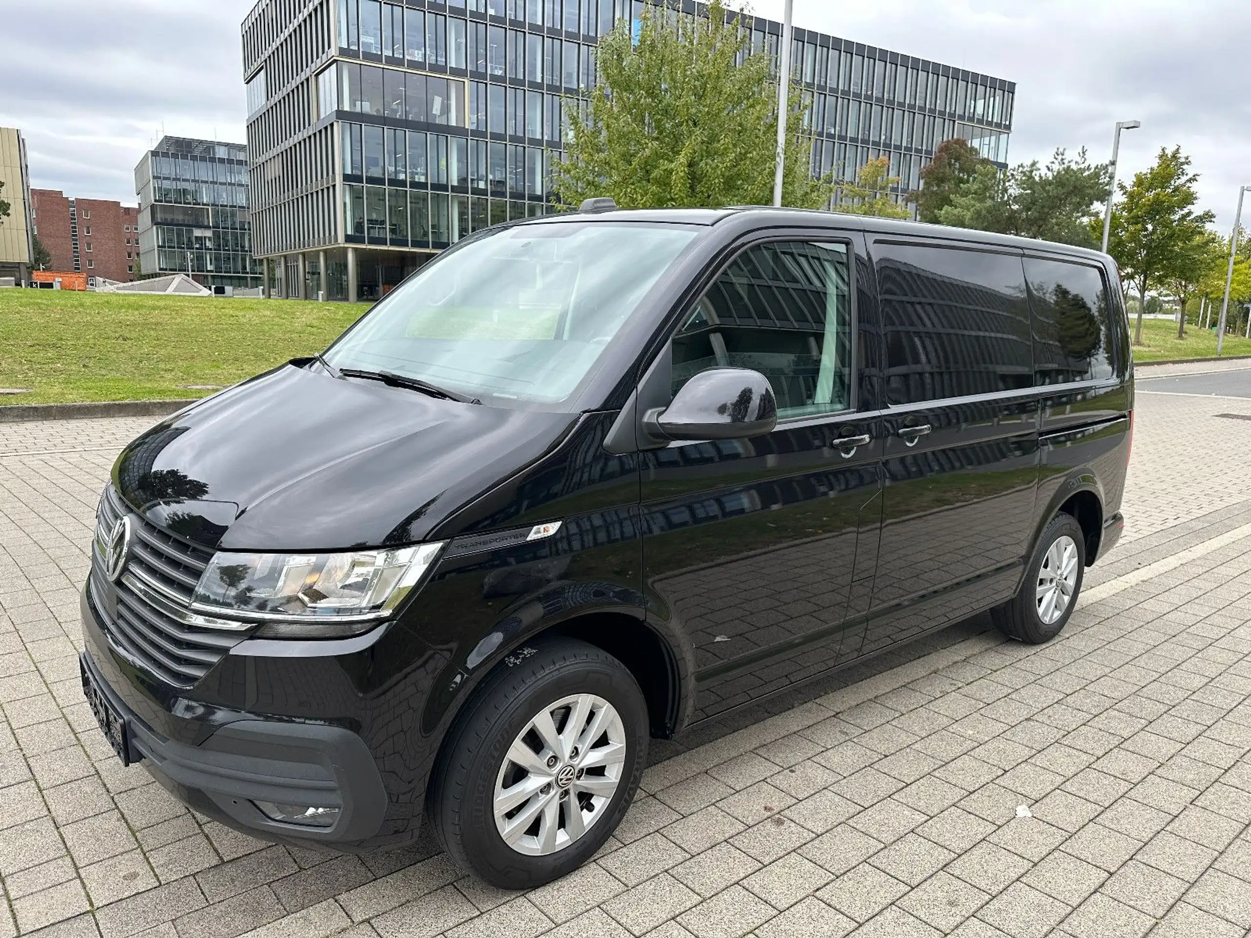 Volkswagen - T6 Transporter