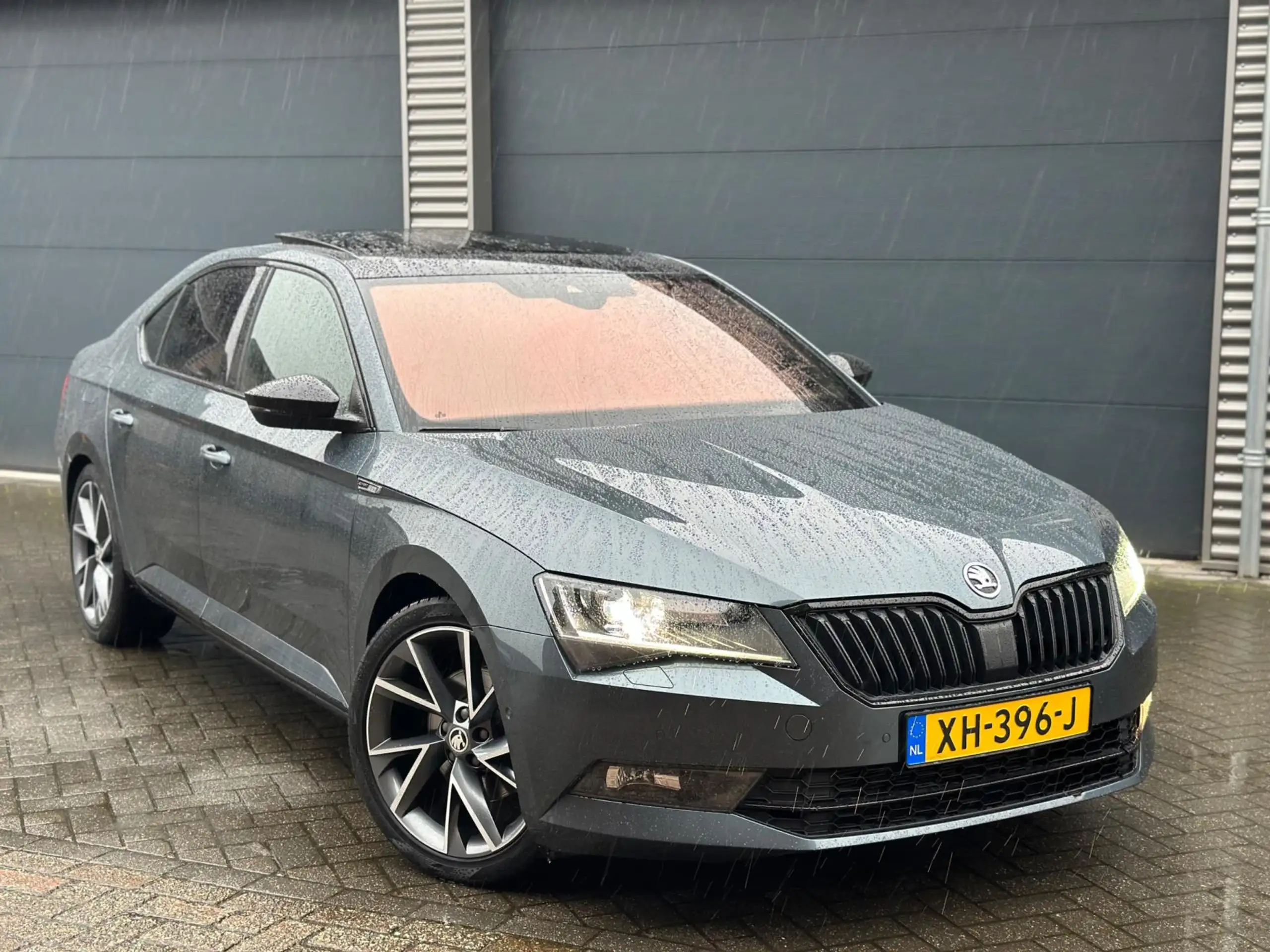 Skoda - Superb