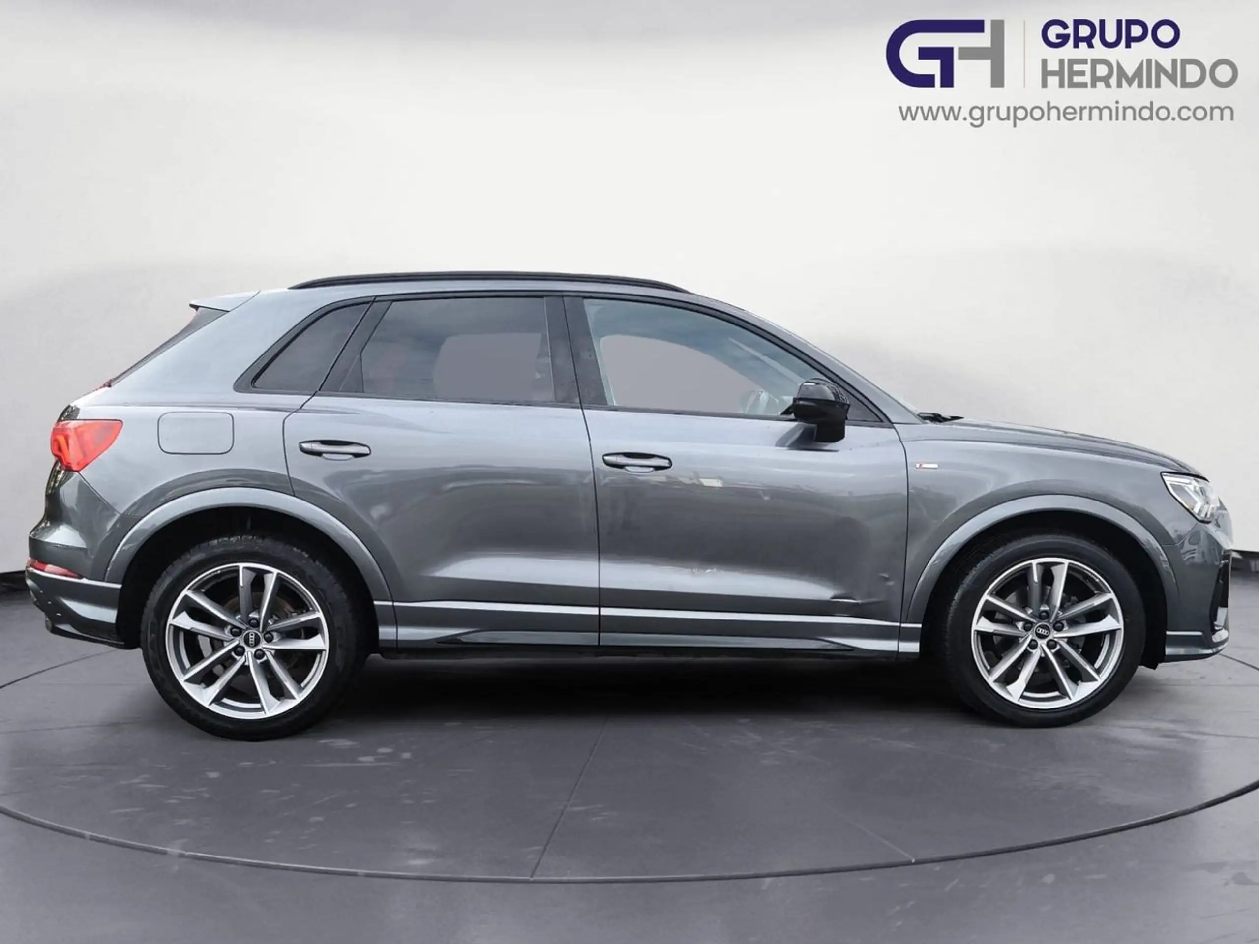 Audi - Q3