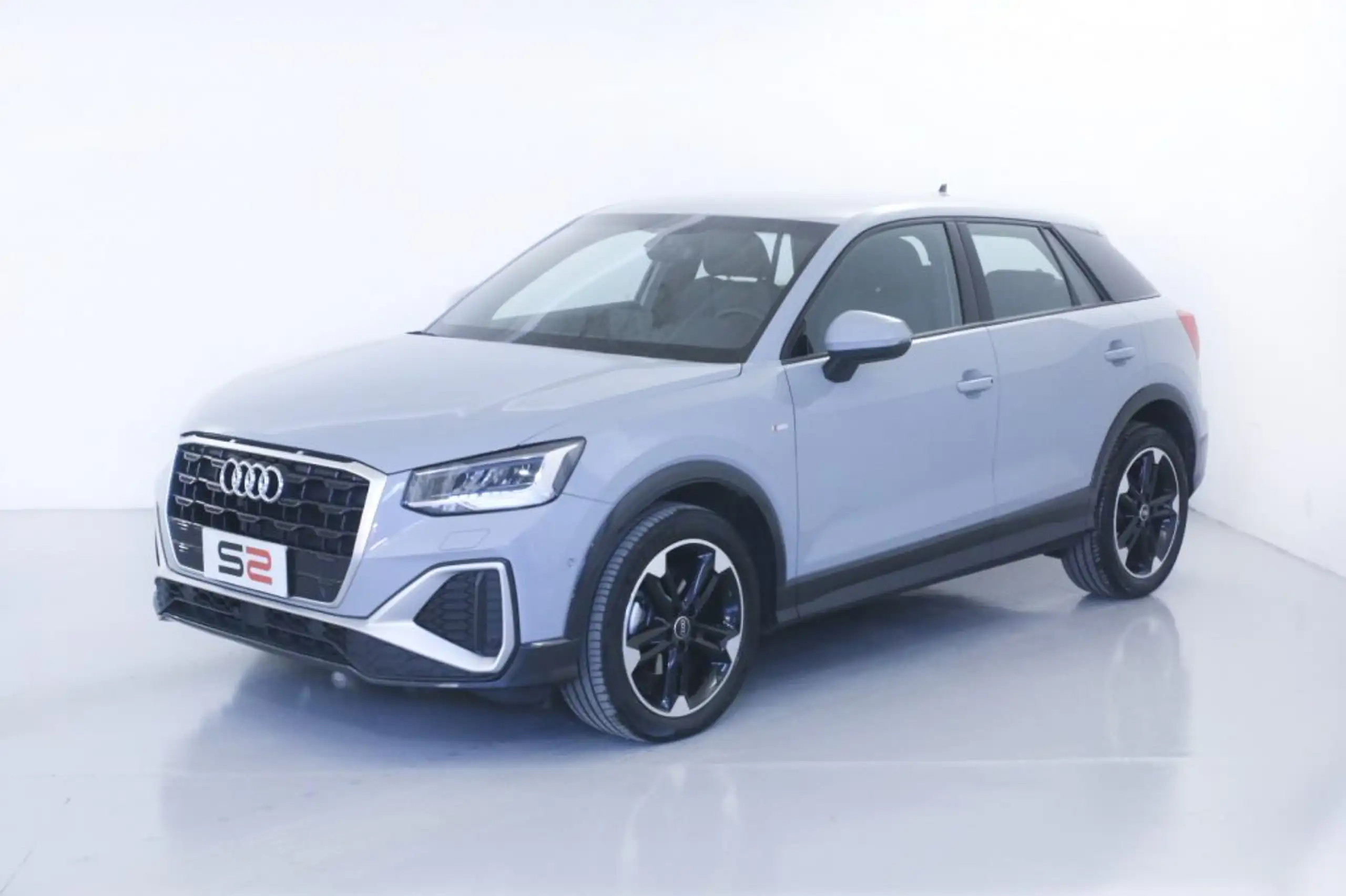 Audi - Q2